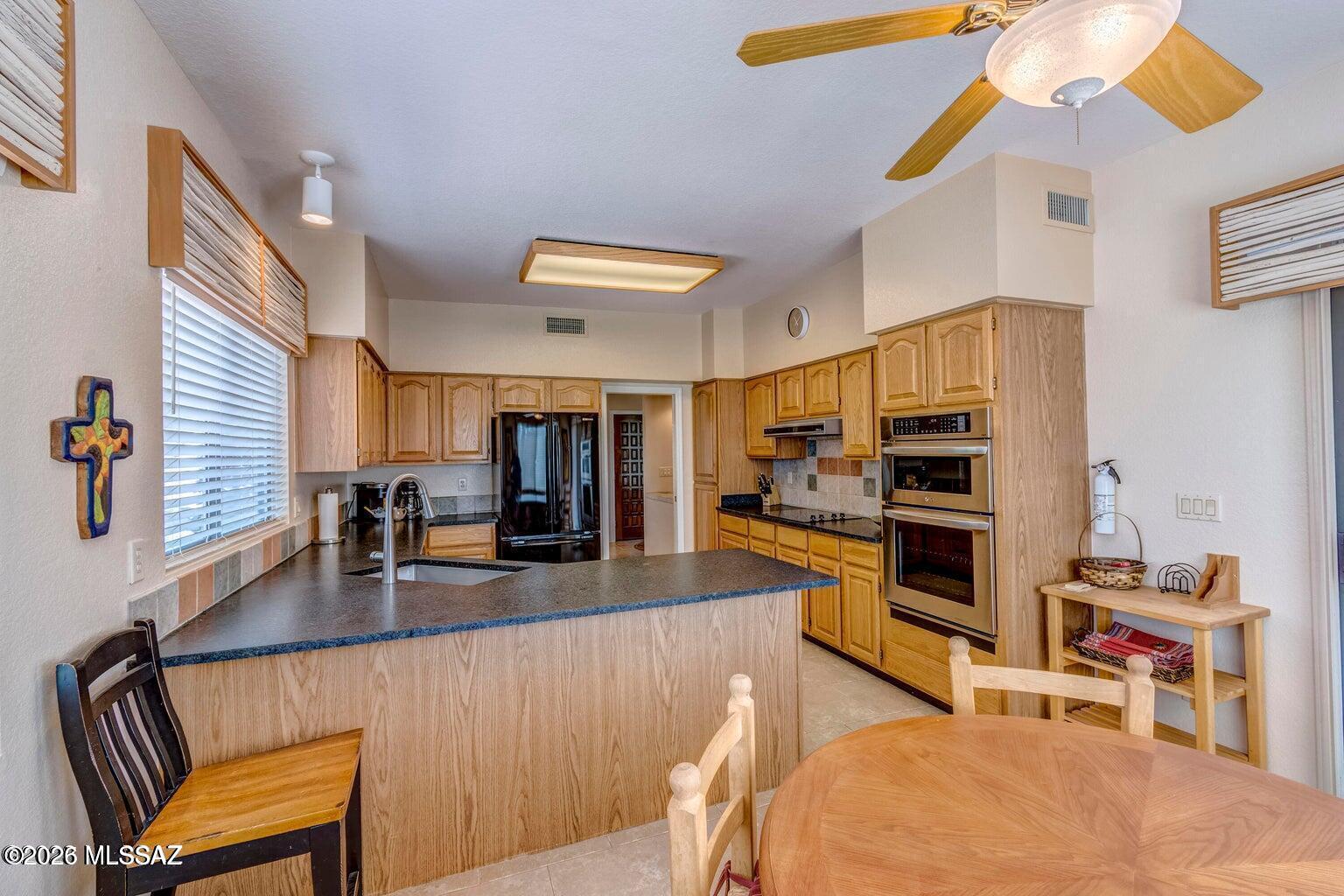 El Conquistador Resort Patio Homes (155-193) - Residential Lease