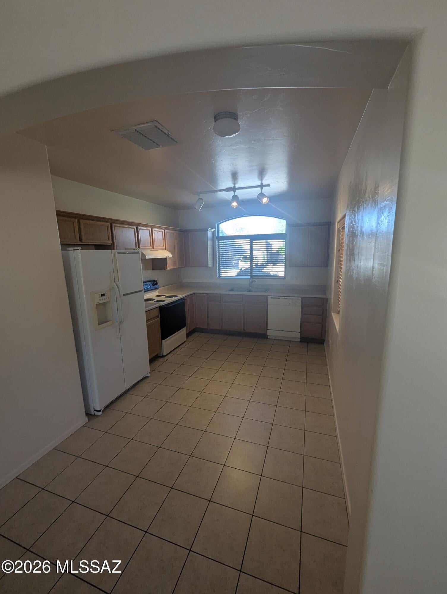Riverside Crossing (1-133) - Residential Lease