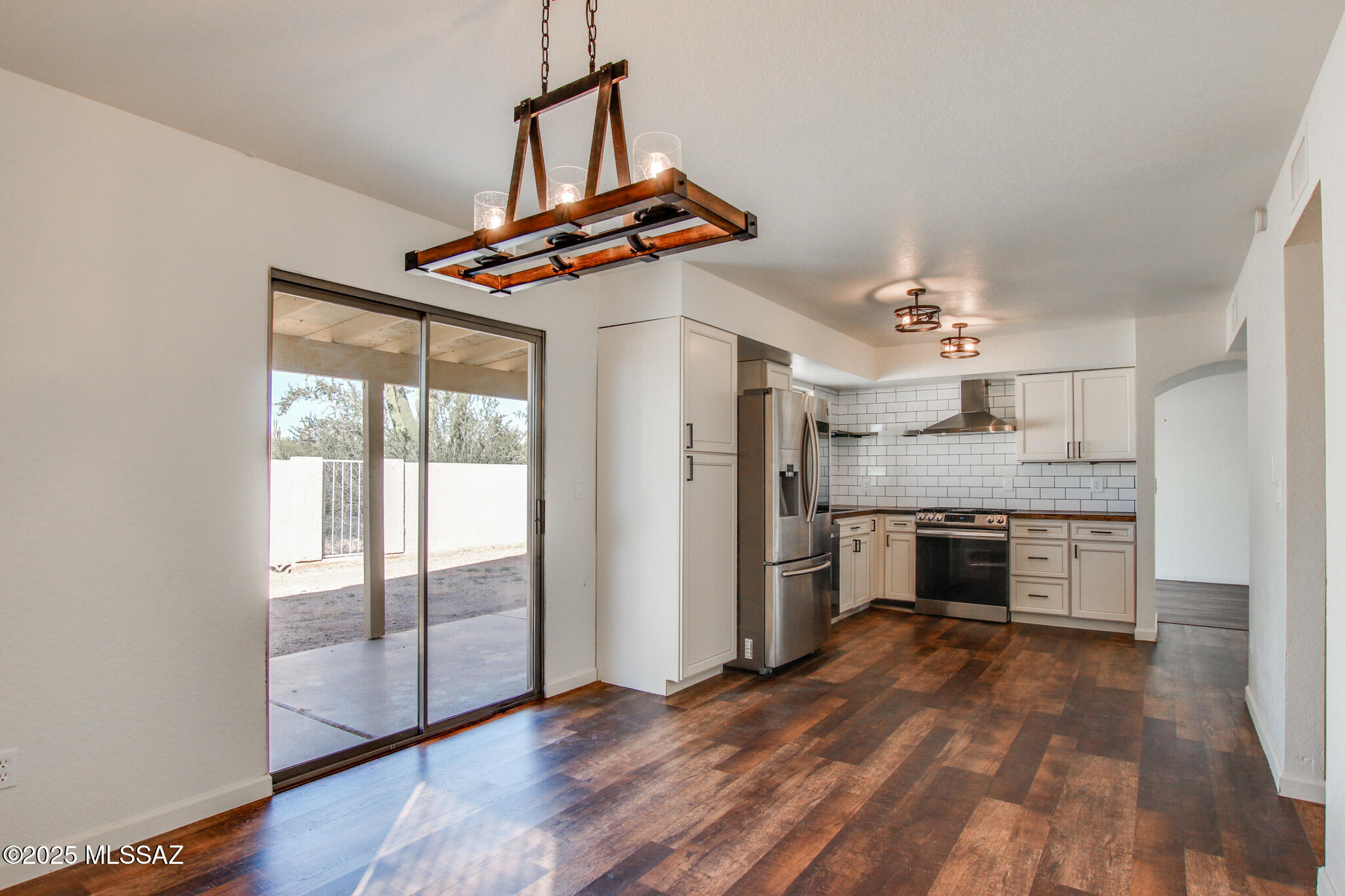 Country Highlands (1-180) - Residential