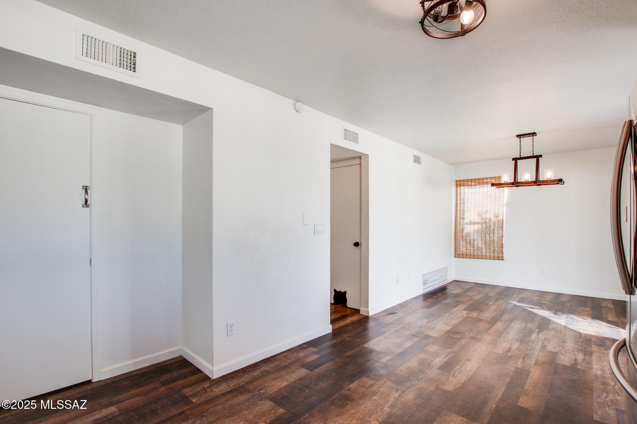 Country Highlands (1-180) - Residential