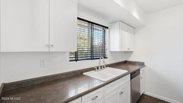 Amherst Club Condos (1-20) - Residential Lease