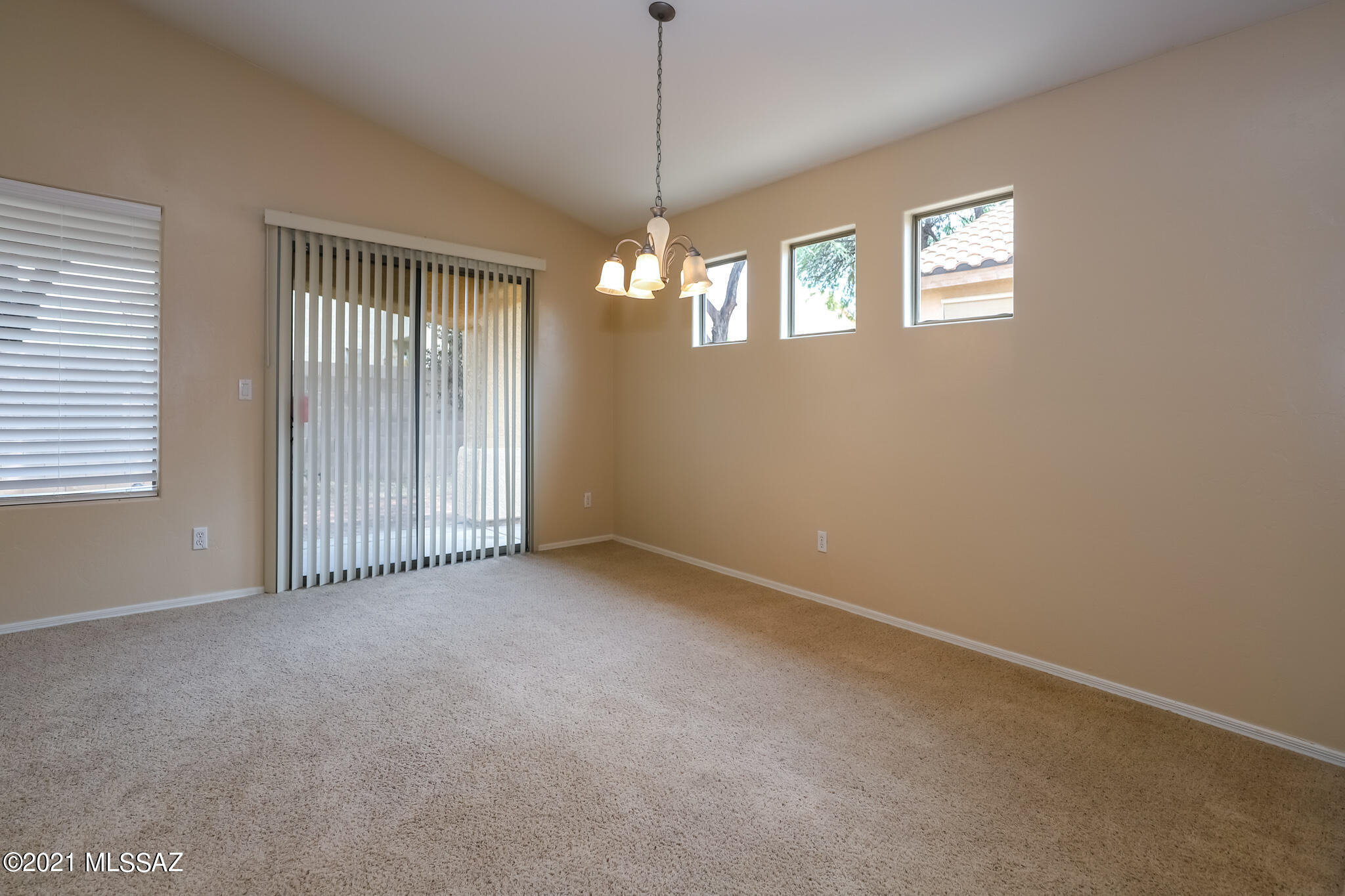 Desert Willow Estates (1-110) - Residential Lease