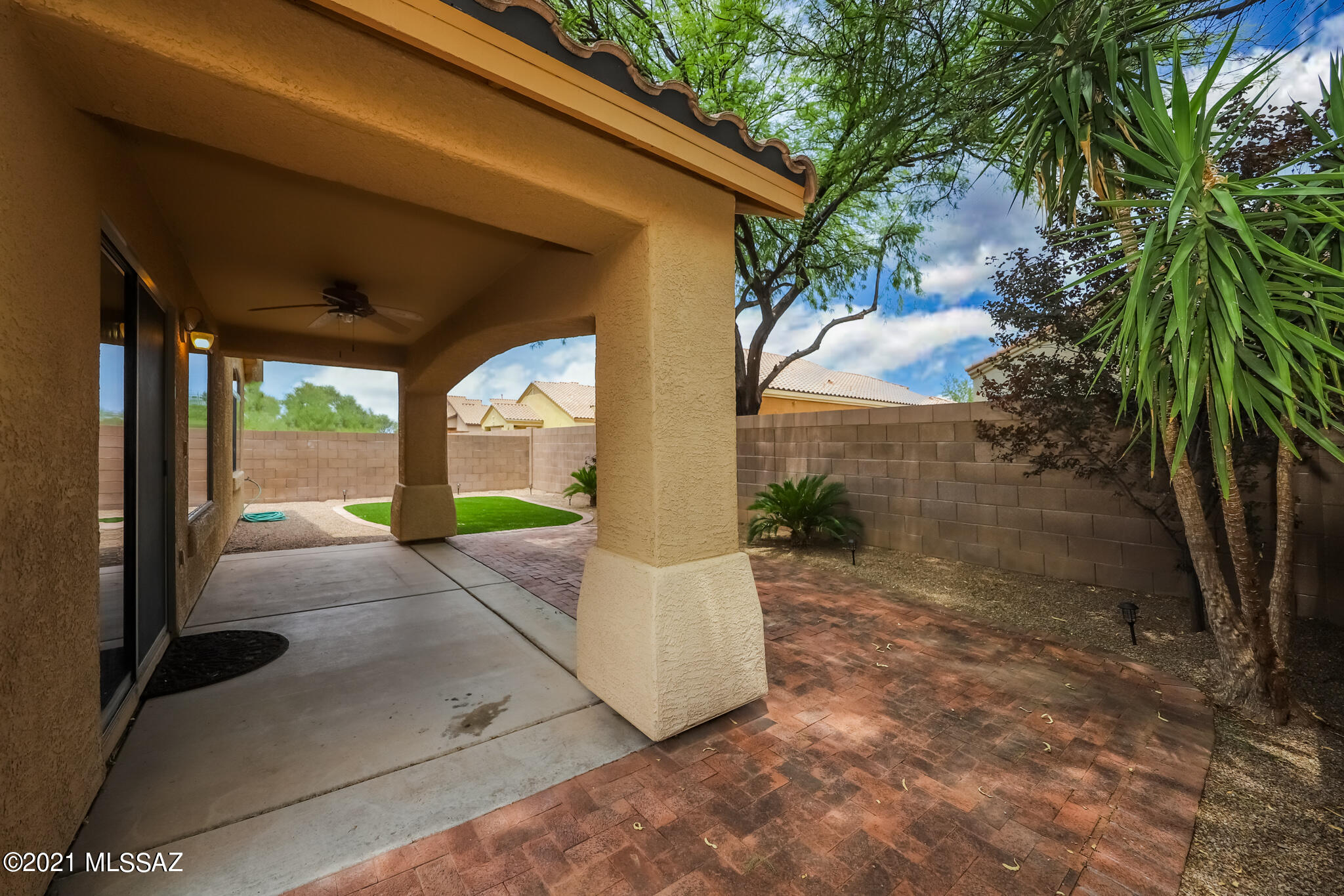 Desert Willow Estates (1-110) - Residential Lease