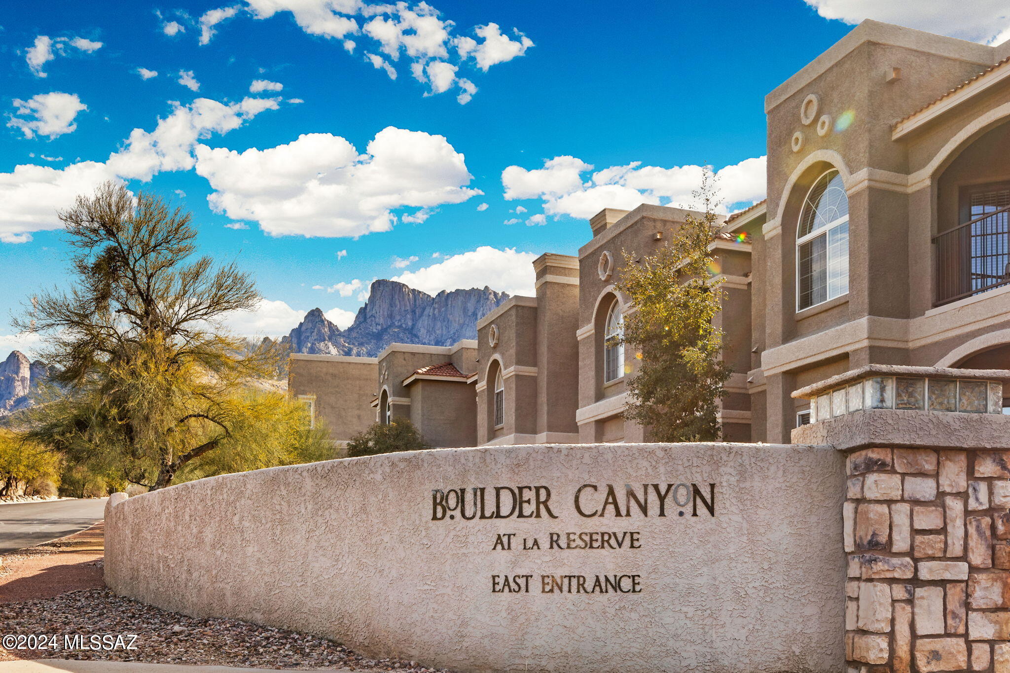 The Boulders at La Reserve Condominiums - Residential