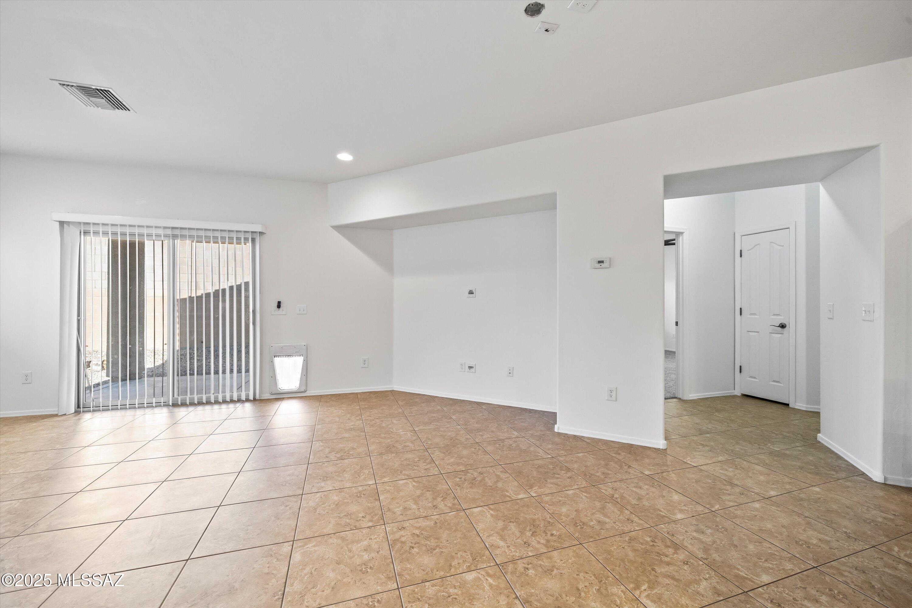 Countryside Manor (1-52) - Residential
