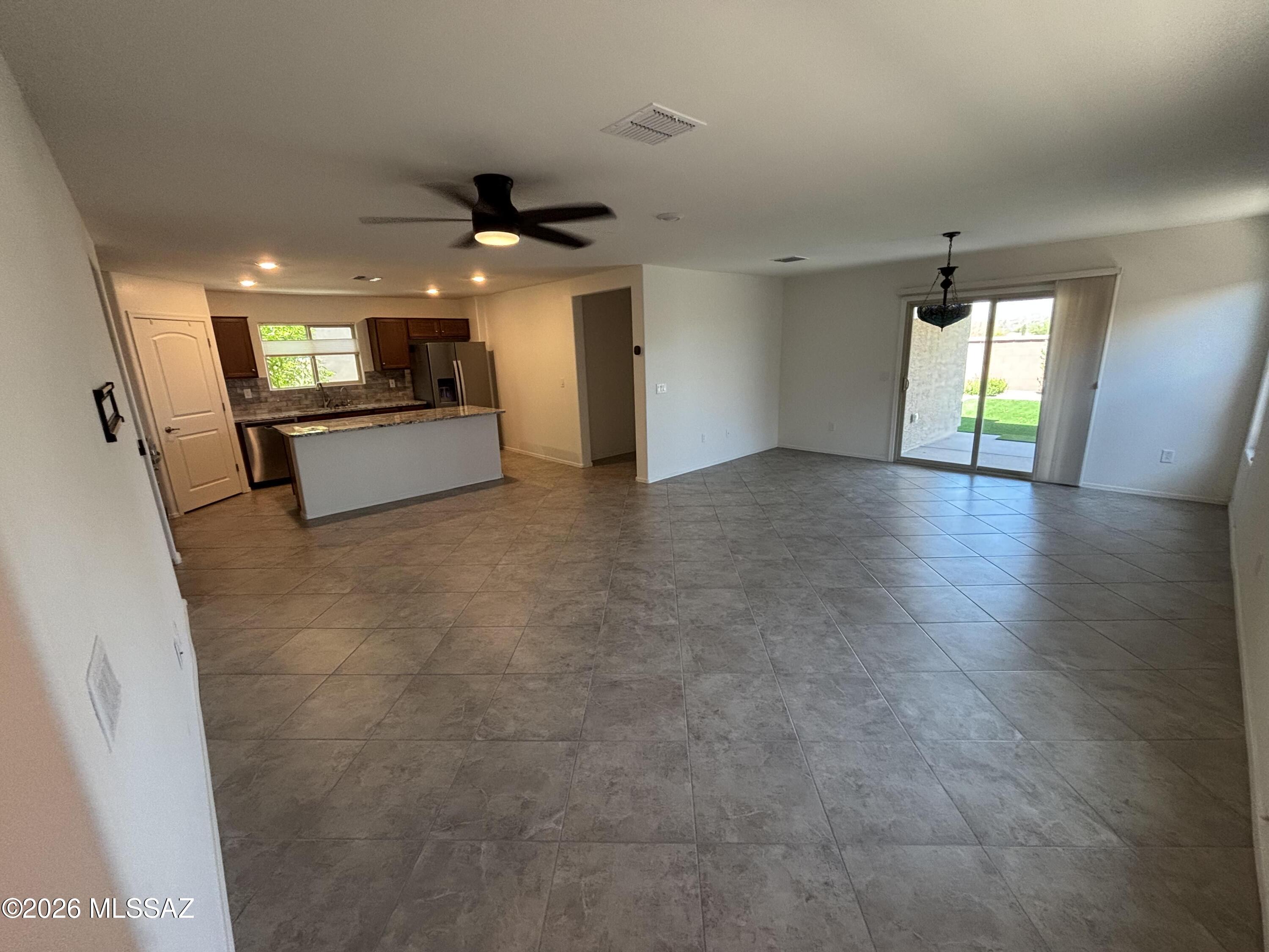 Vista Del Oro (1-108) - Residential Lease