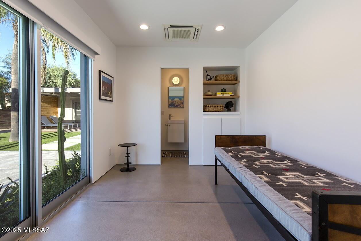 Broadway Village - Residential