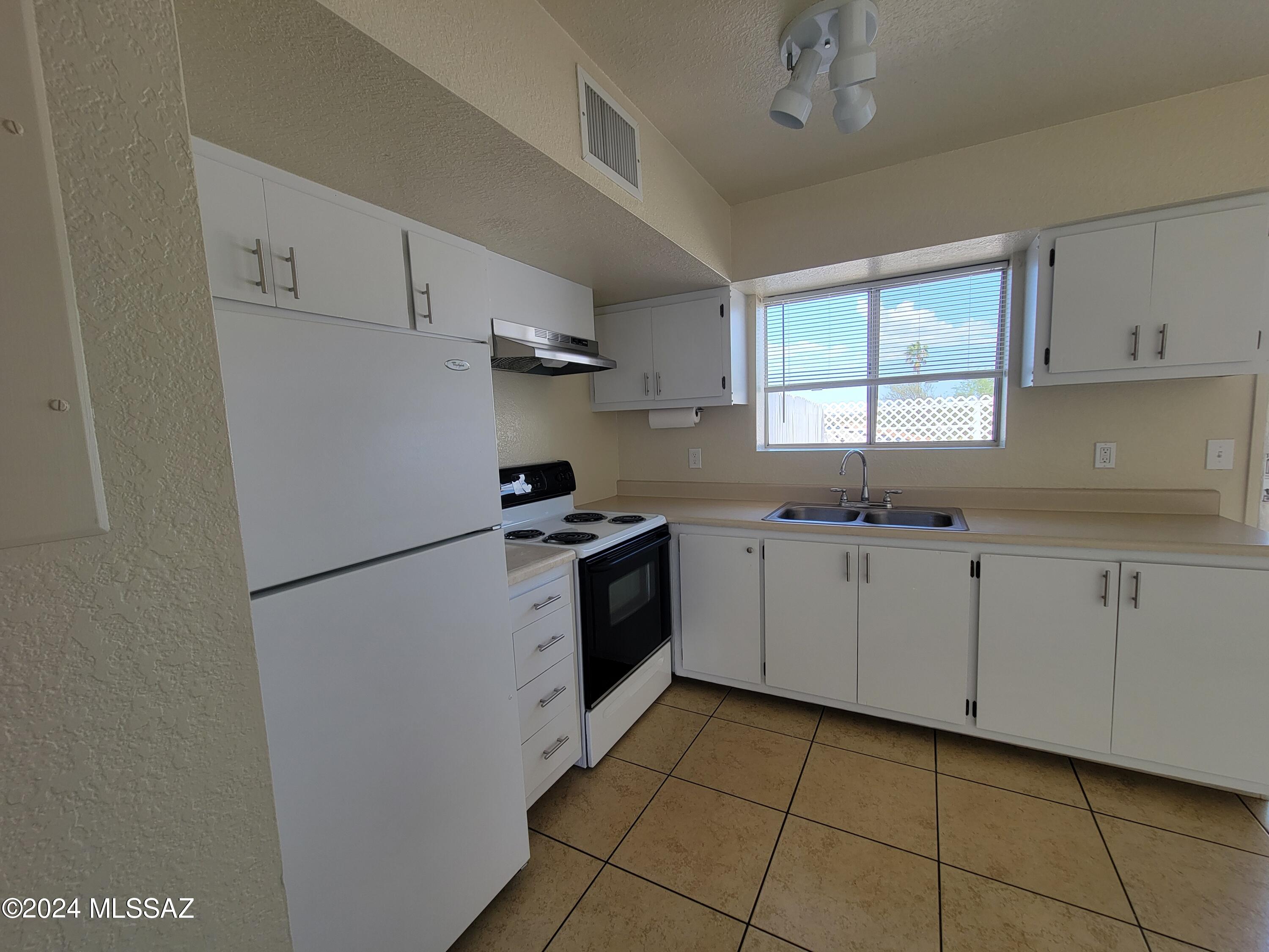 Coronado Heights - Residential Lease