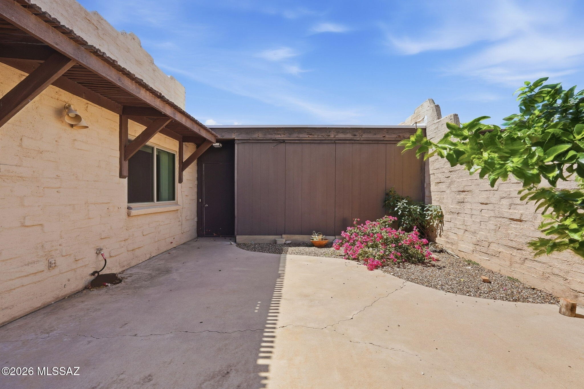 Sierra Twnhss. (1-21) - Residential