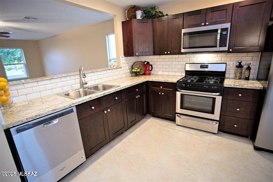 Rancho Vistoso Neighborhood 10 - Residential Lease