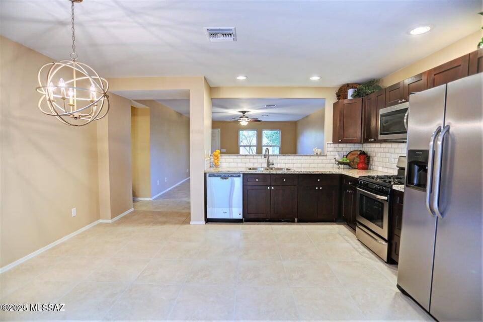 Rancho Vistoso Neighborhood 10 - Residential Lease