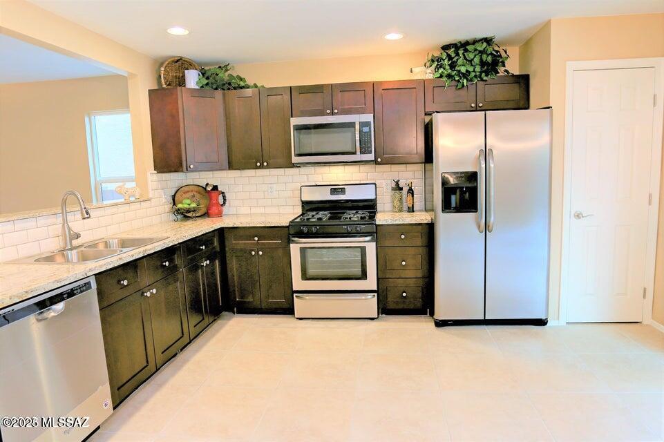 Rancho Vistoso Neighborhood 10 - Residential Lease