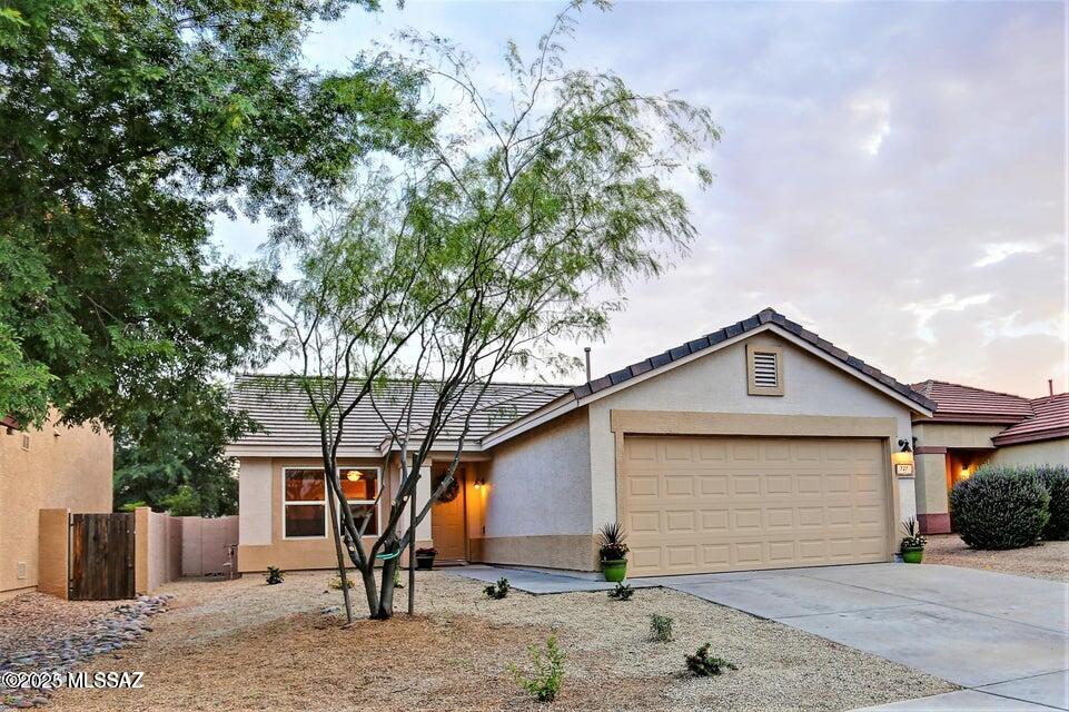 Rancho Vistoso Neighborhood 10 - Residential Lease