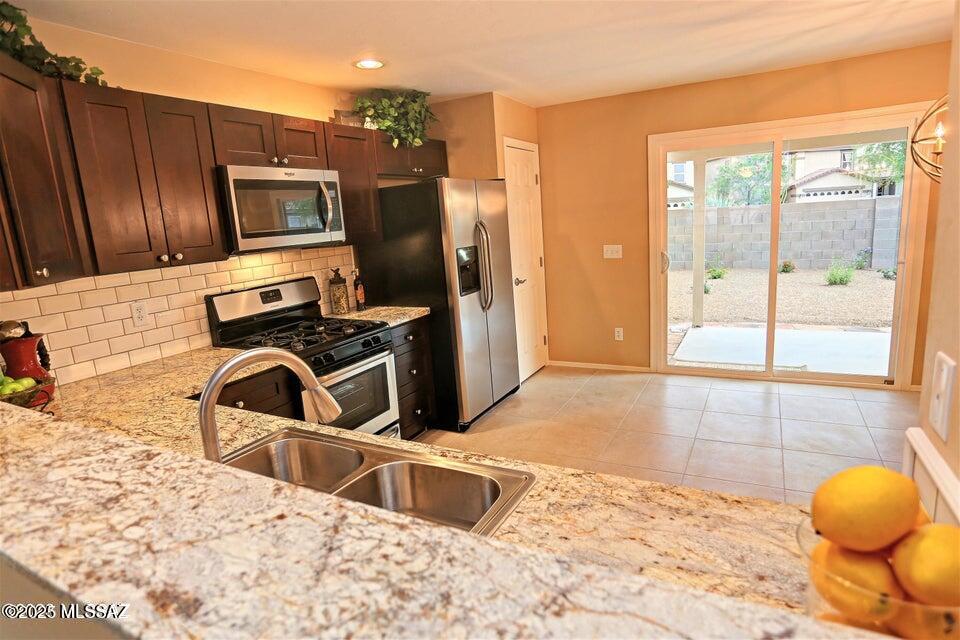 Rancho Vistoso Neighborhood 10 - Residential Lease
