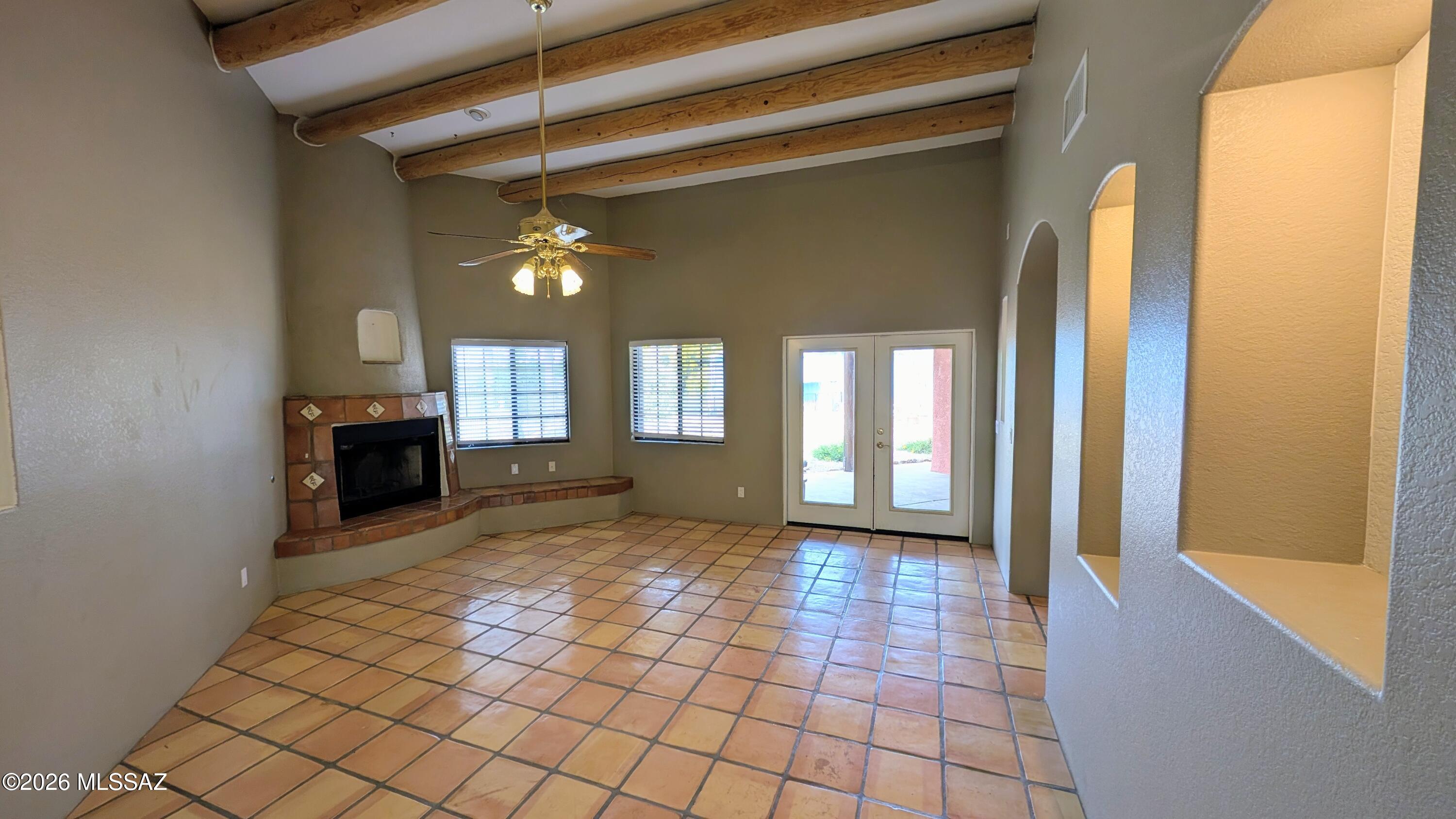 Unsubdivided - Residential Lease