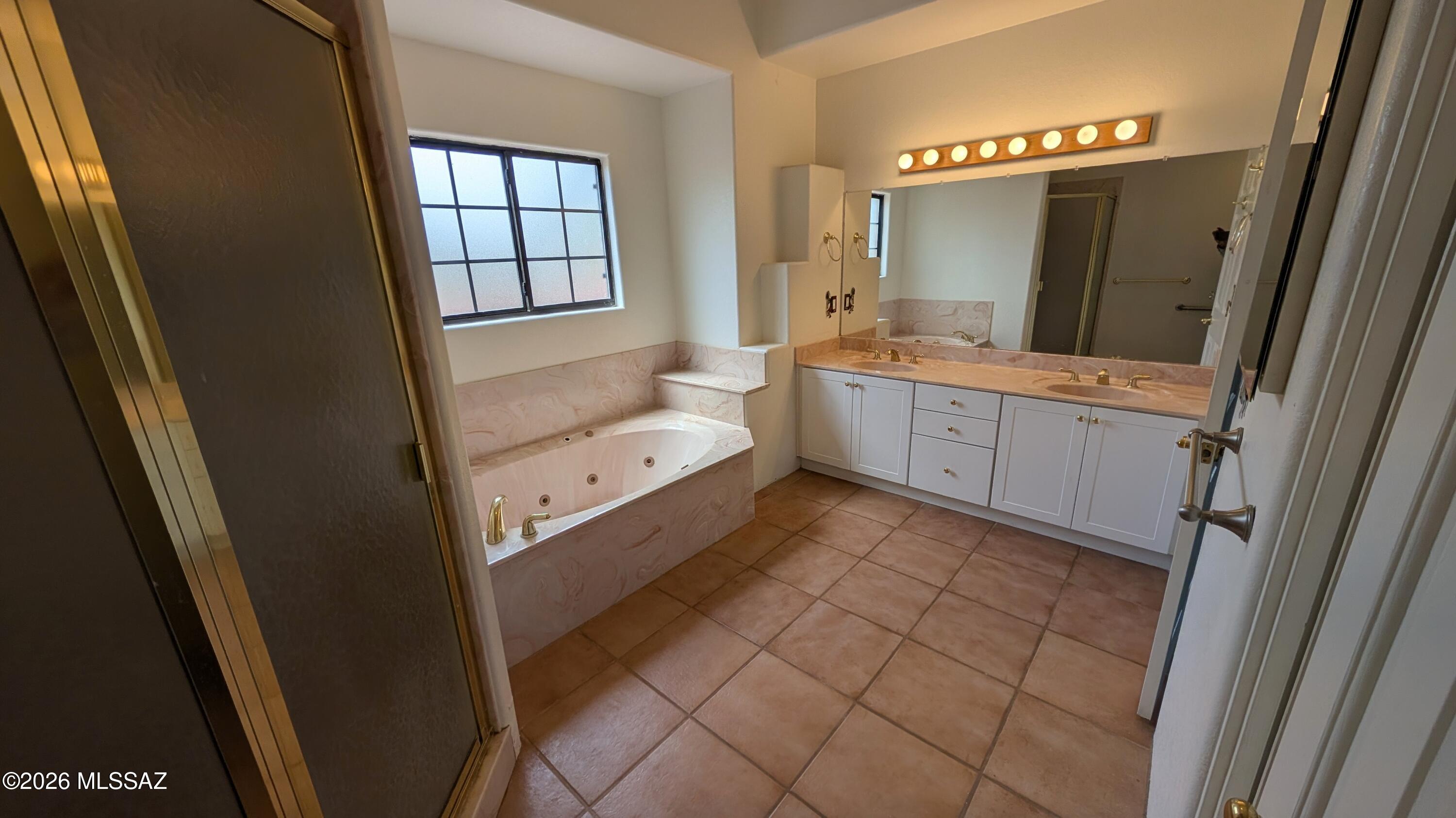 Unsubdivided - Residential Lease