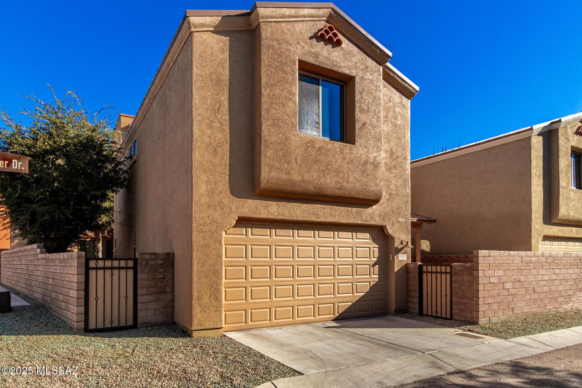 River Walk (1-140) - Residential