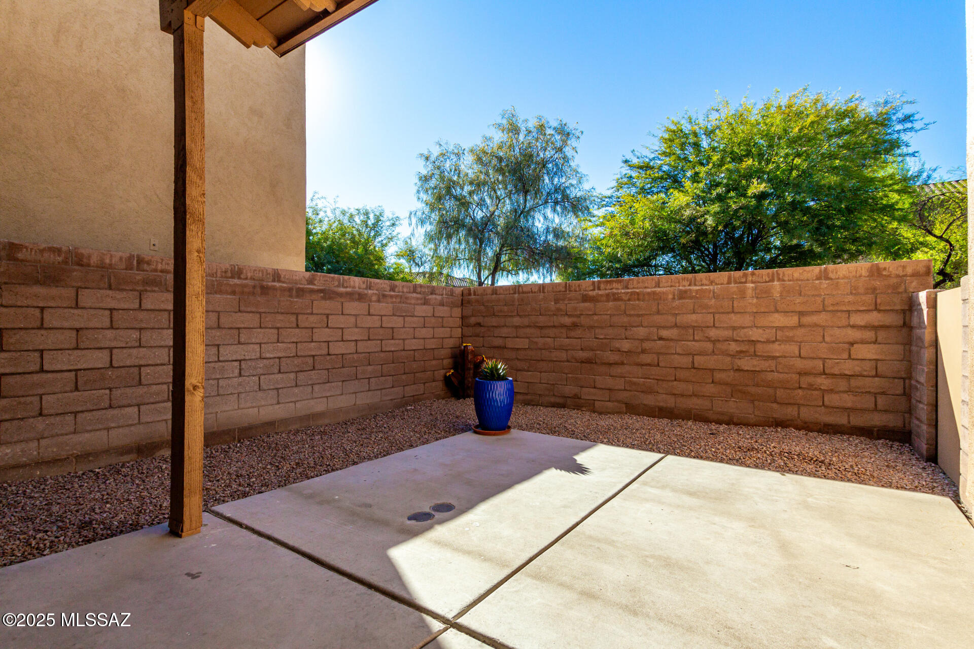River Walk (1-140) - Residential