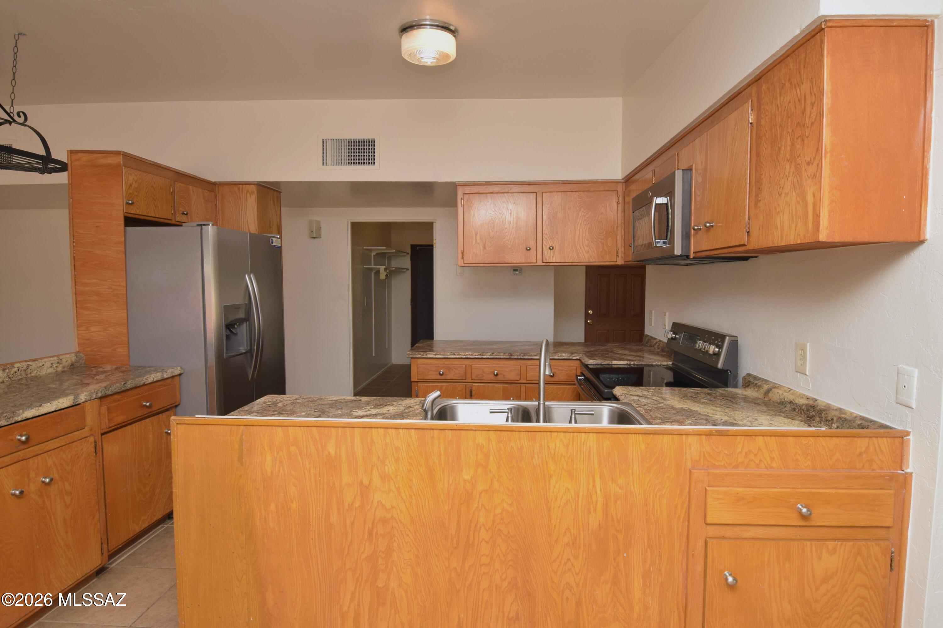 Green Hills - Residential Lease