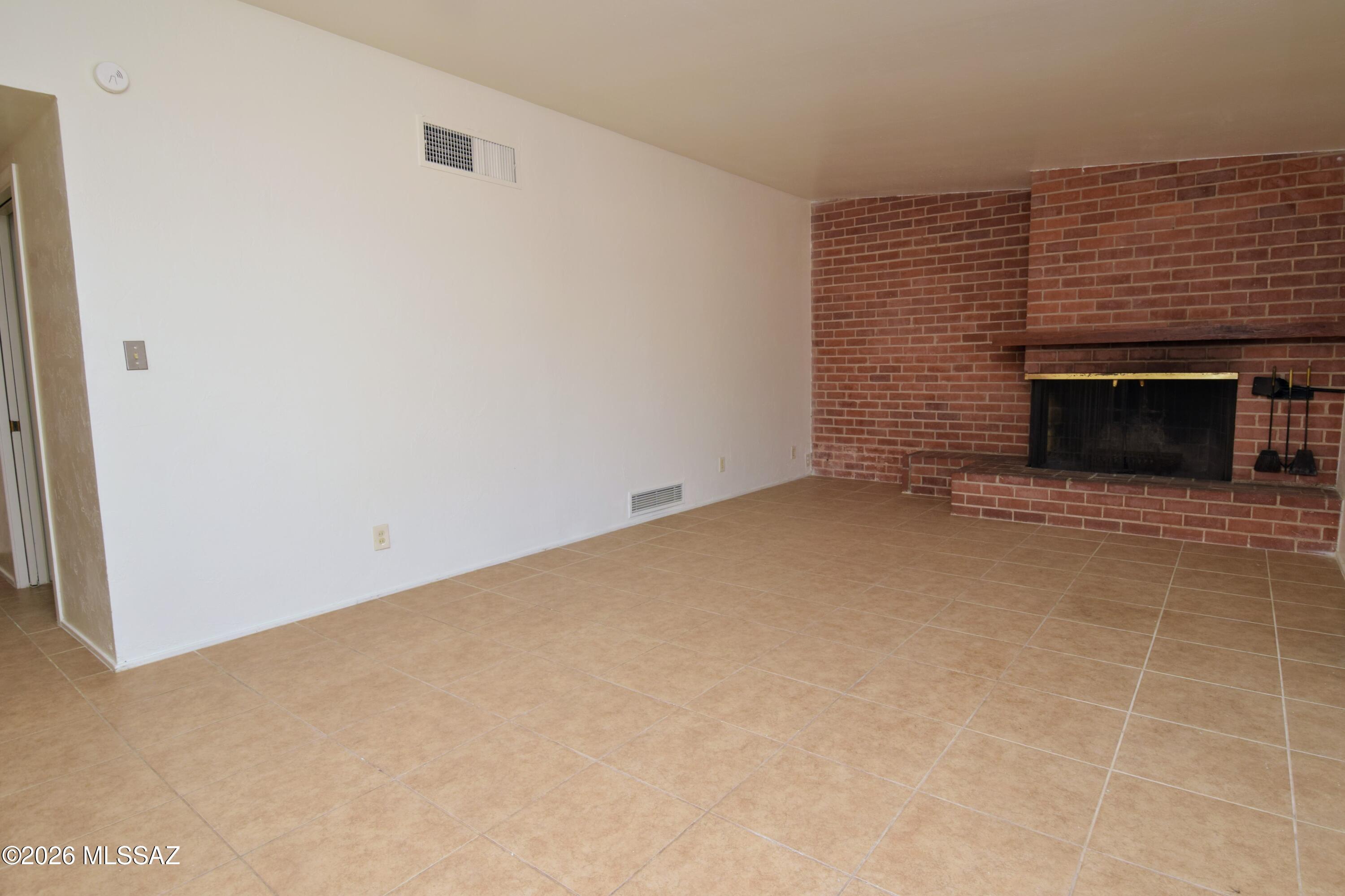 Green Hills - Residential Lease