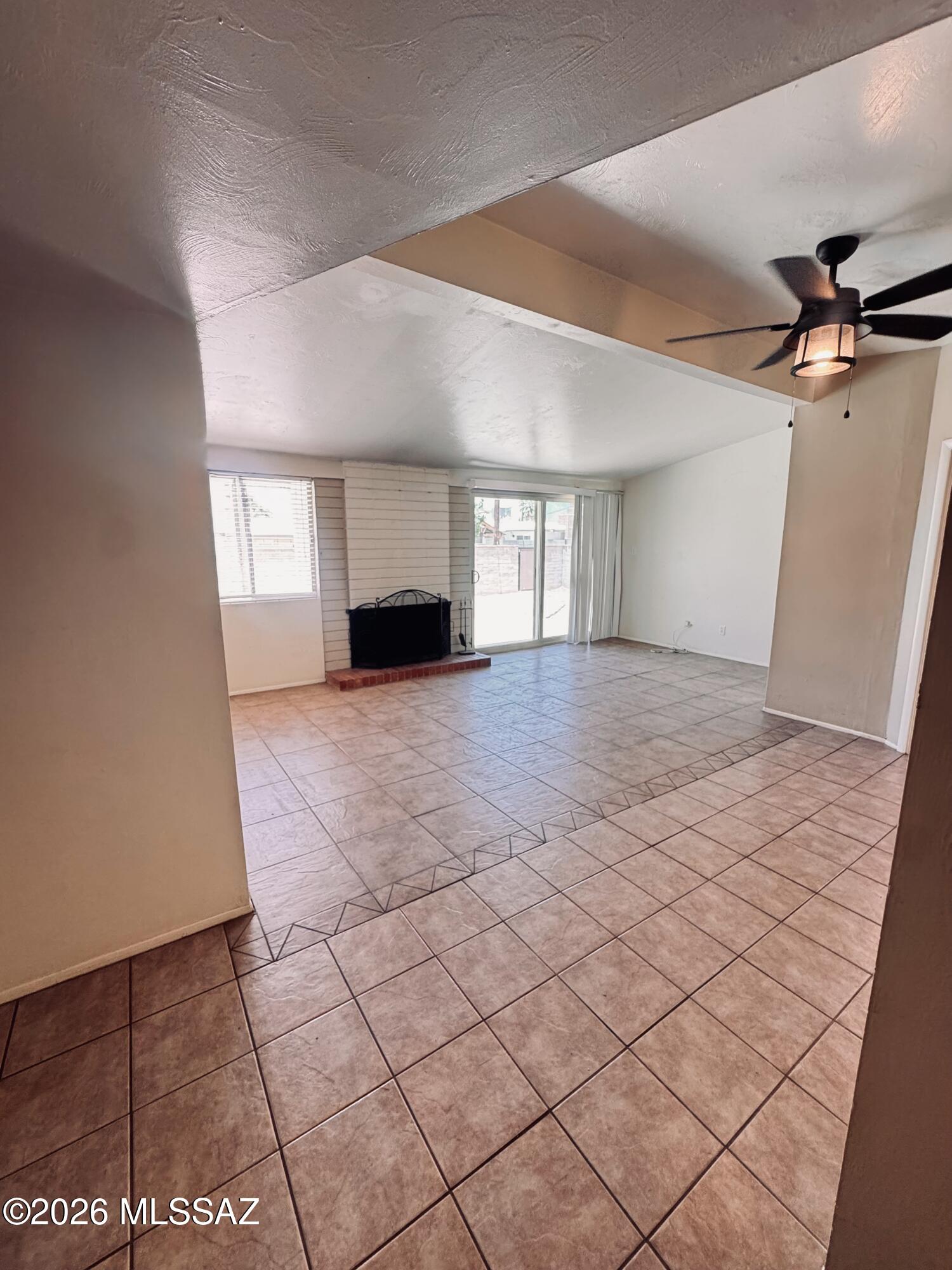 Miramonte Terr - Residential