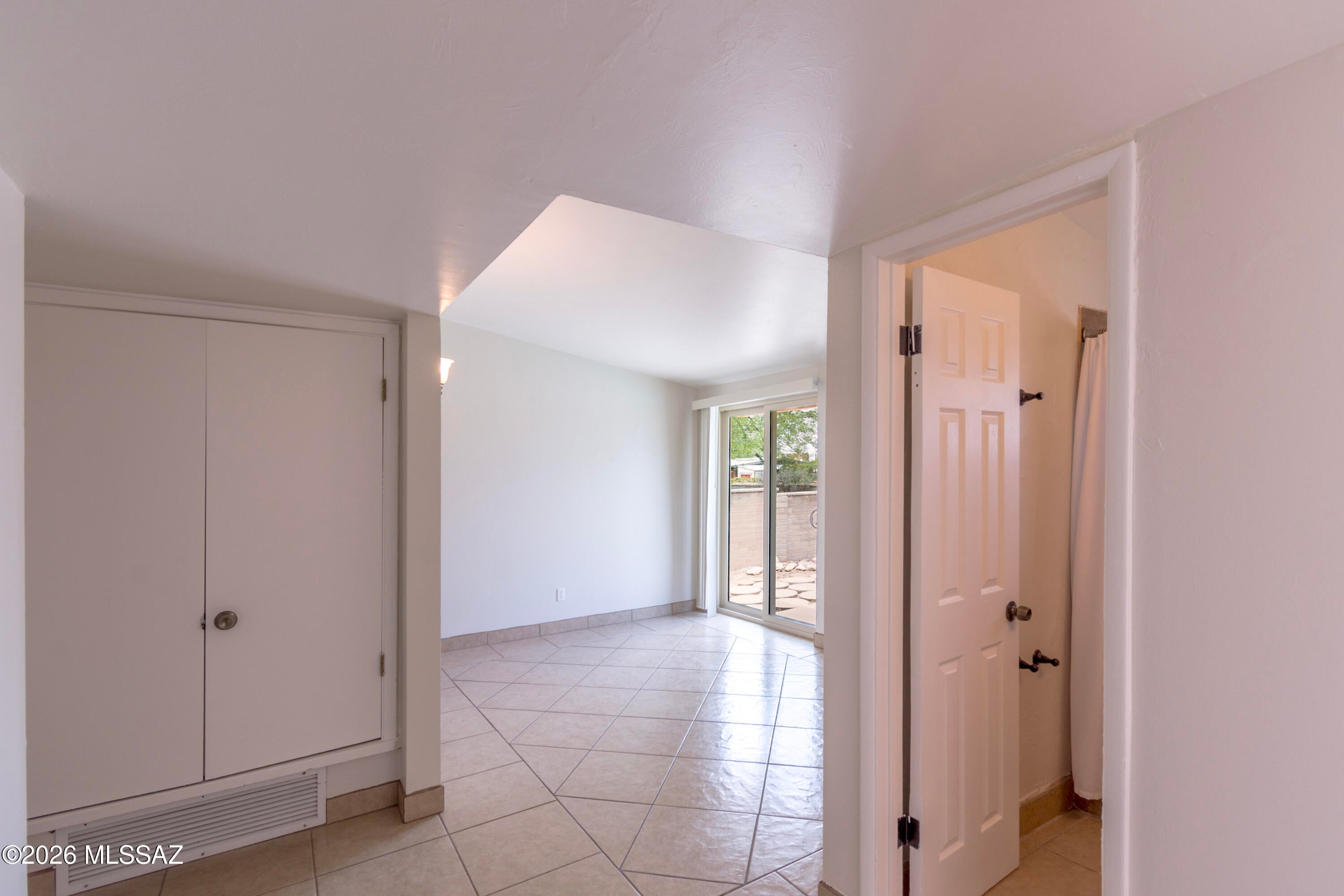 Miramonte Terr - Residential