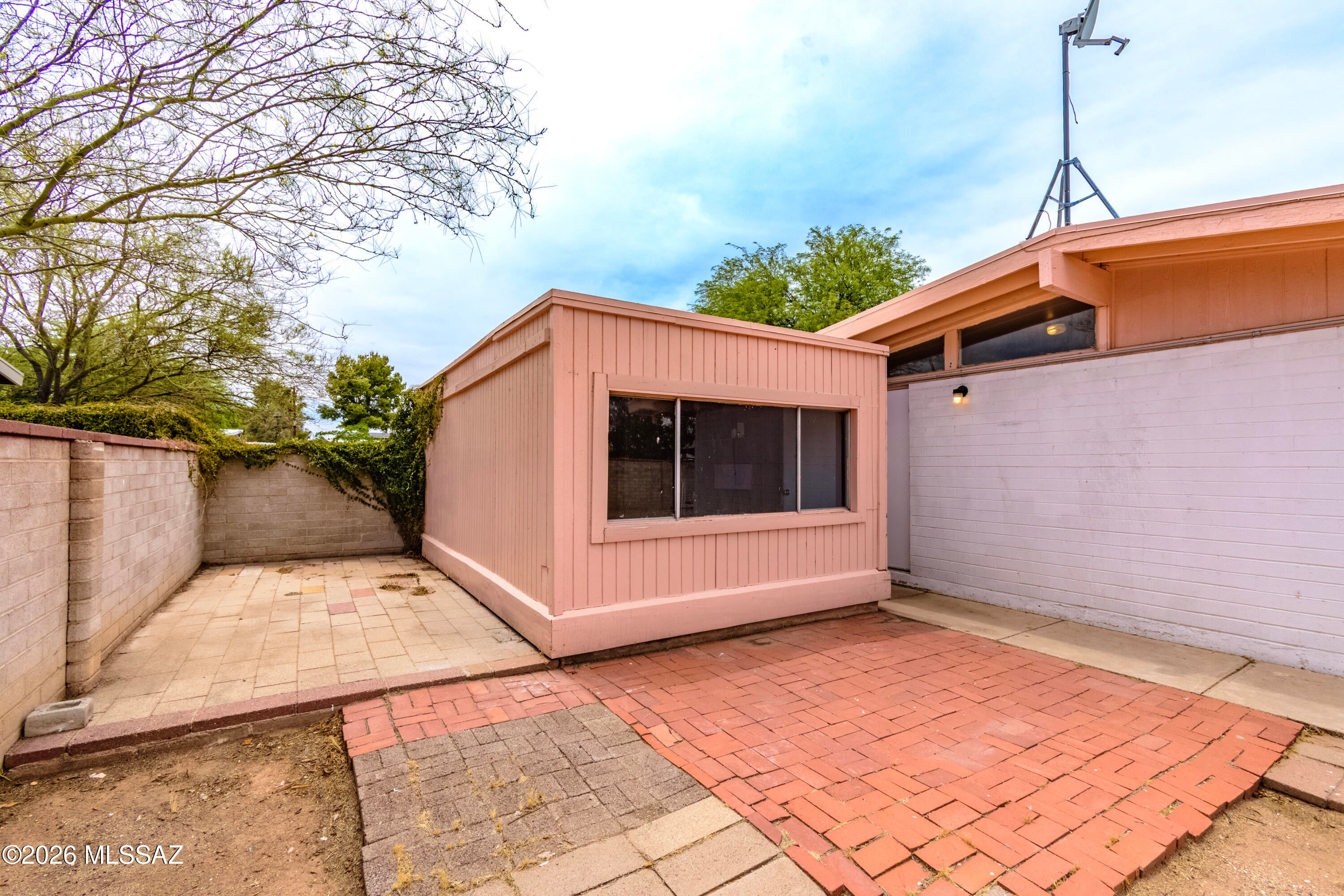Miramonte Terr - Residential