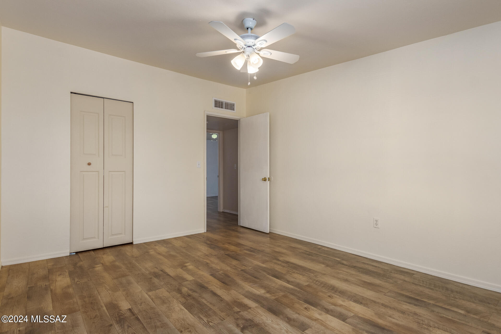 Carriage Hill No. 3 (351-432) - Residential Lease