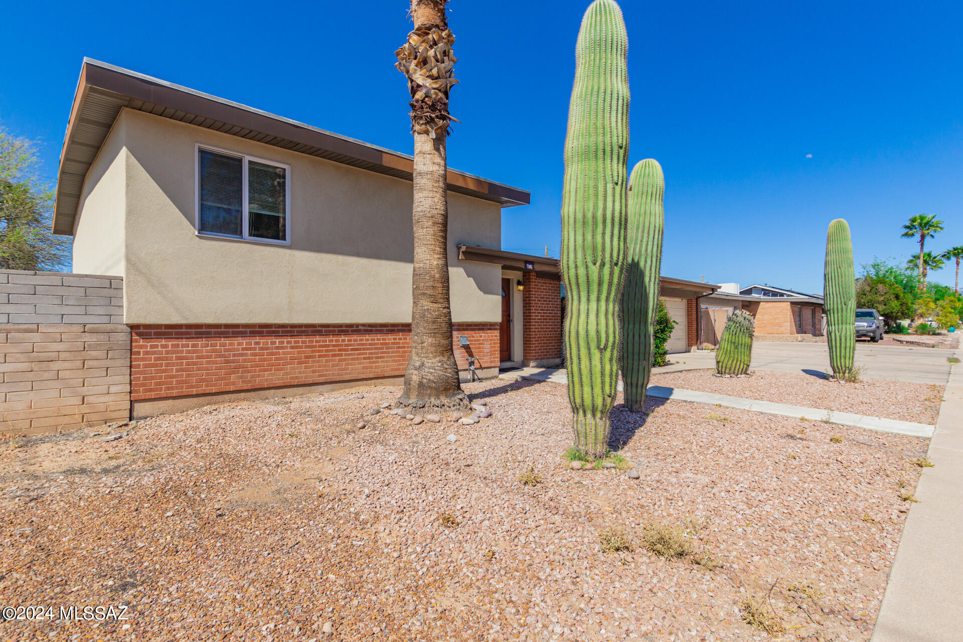 Carriage Hill No. 3 (351-432) - Residential Lease