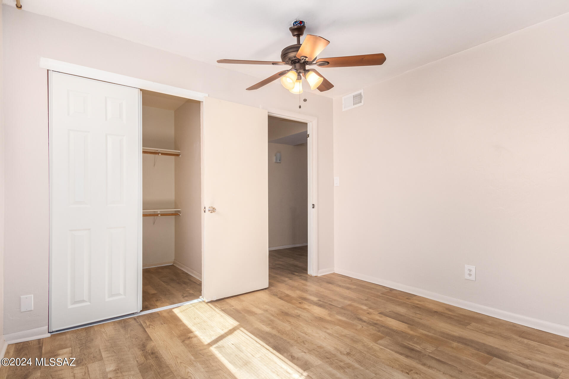 Carriage Hill No. 3 (351-432) - Residential Lease
