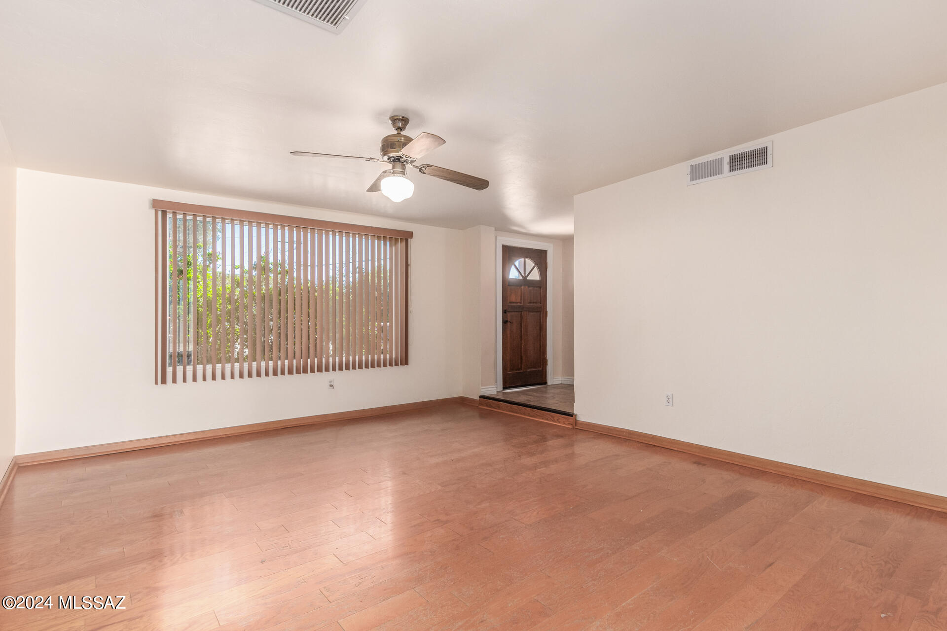 Carriage Hill No. 3 (351-432) - Residential Lease