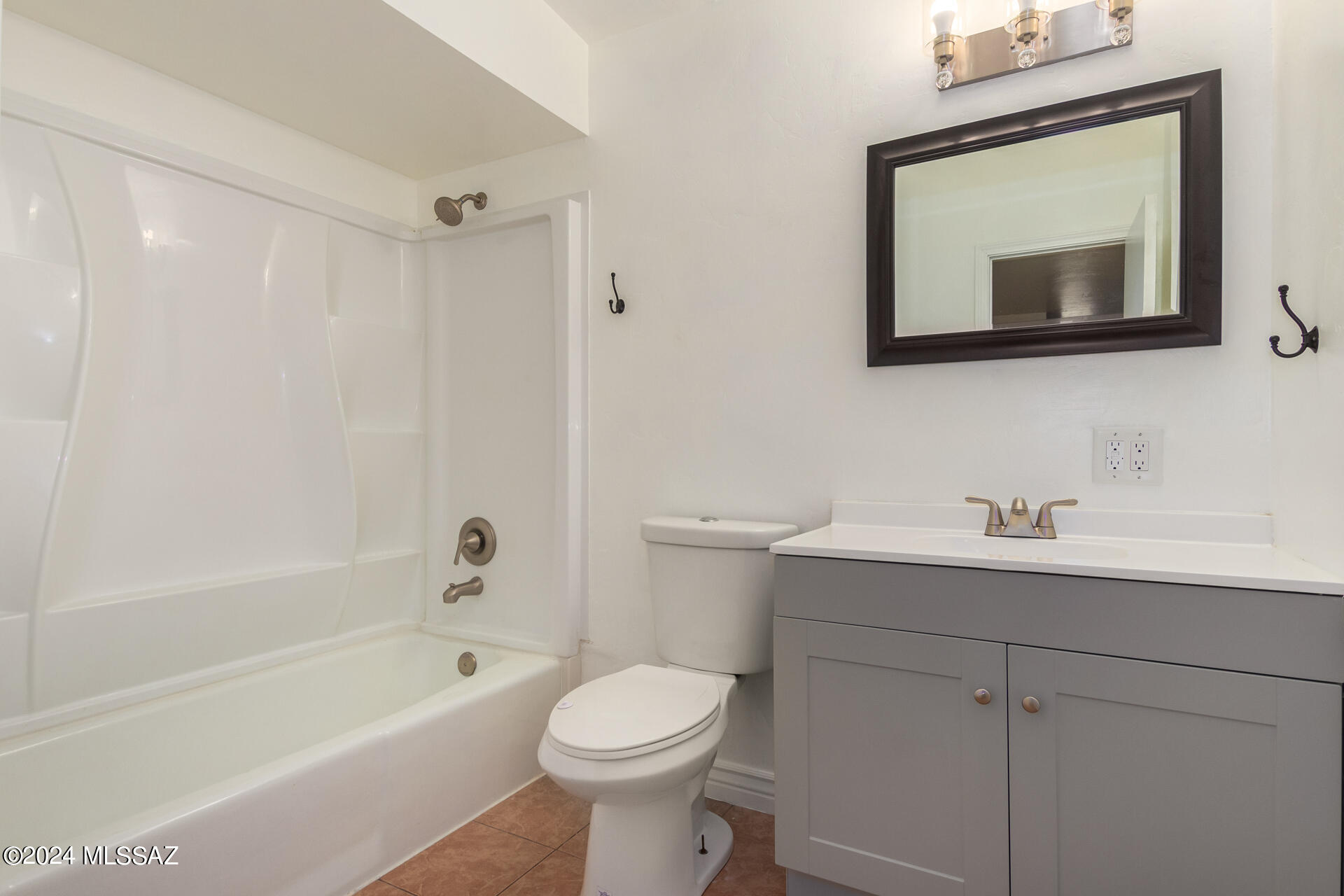 Carriage Hill No. 3 (351-432) - Residential Lease