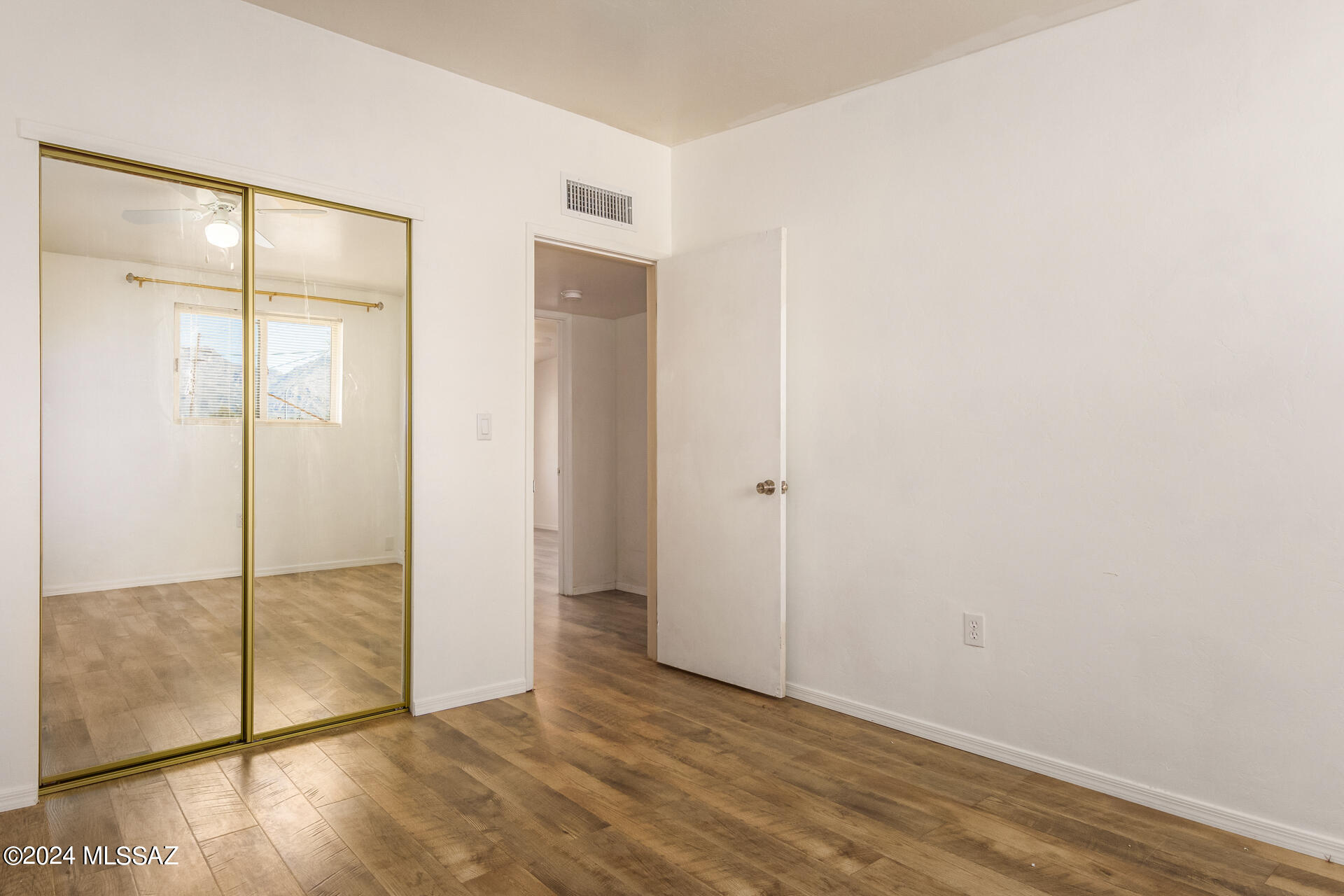 Carriage Hill No. 3 (351-432) - Residential Lease