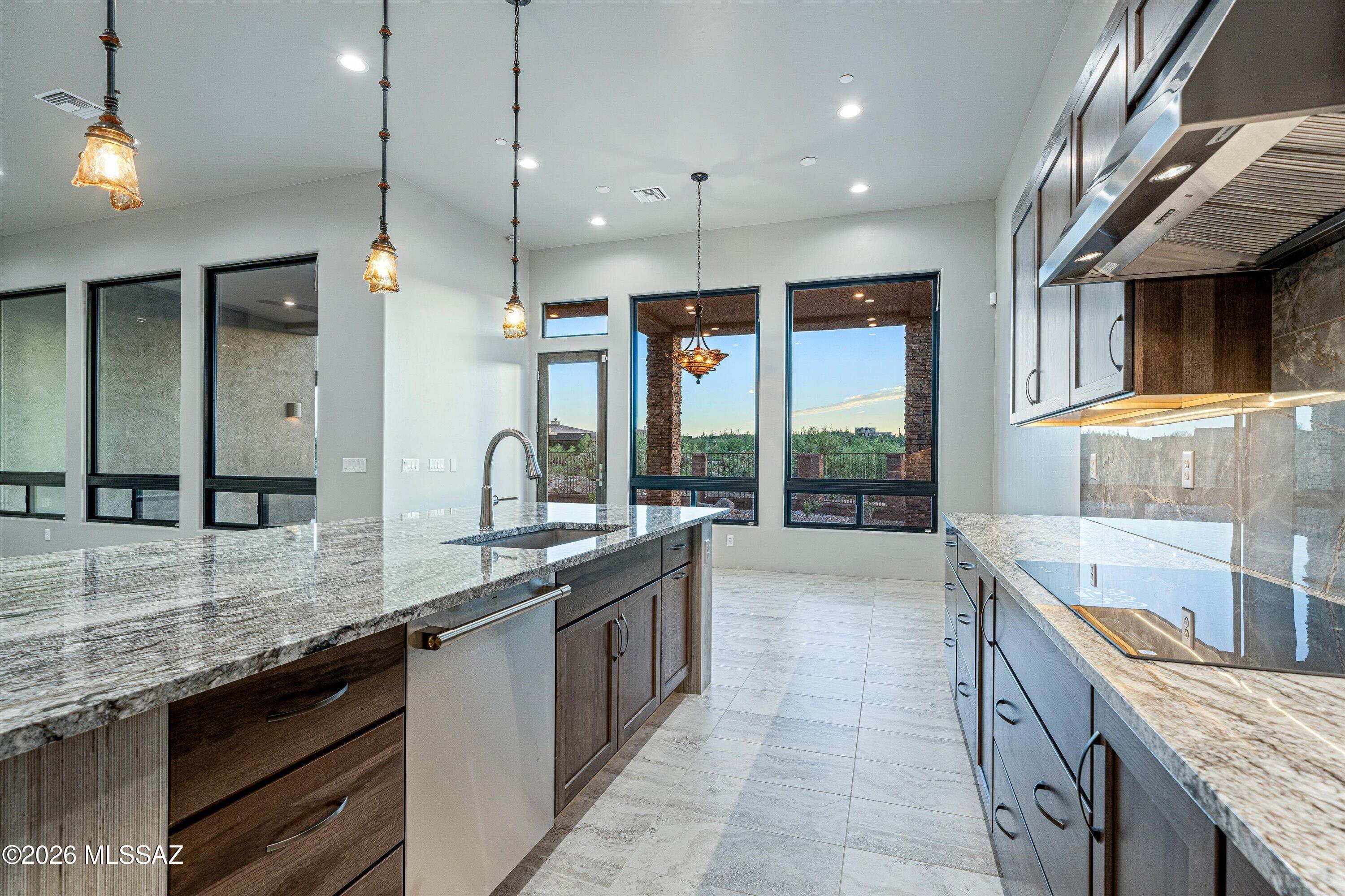 Honey Bee Ridge(The Estates At) - Residential