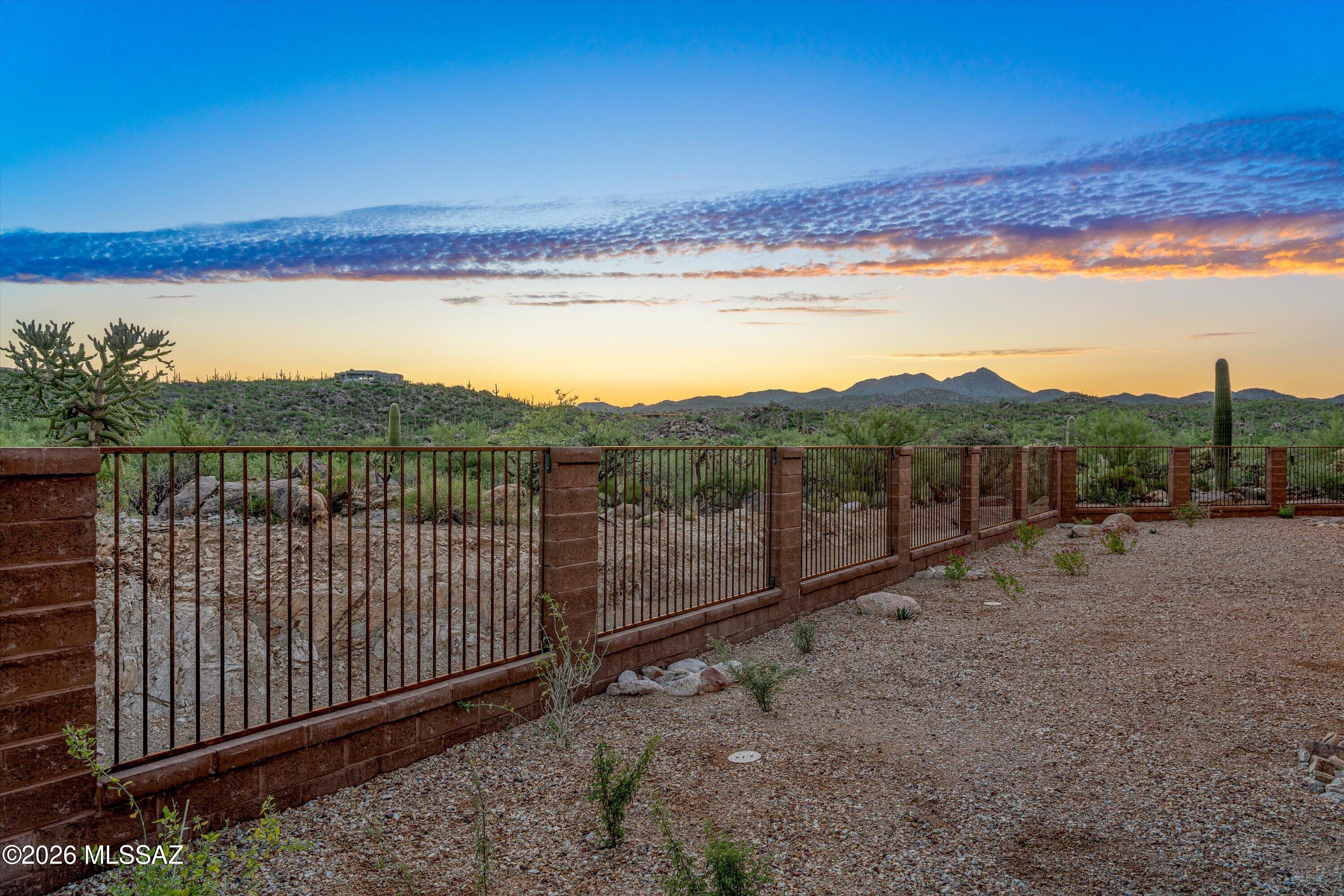 Honey Bee Ridge(The Estates At) - Residential