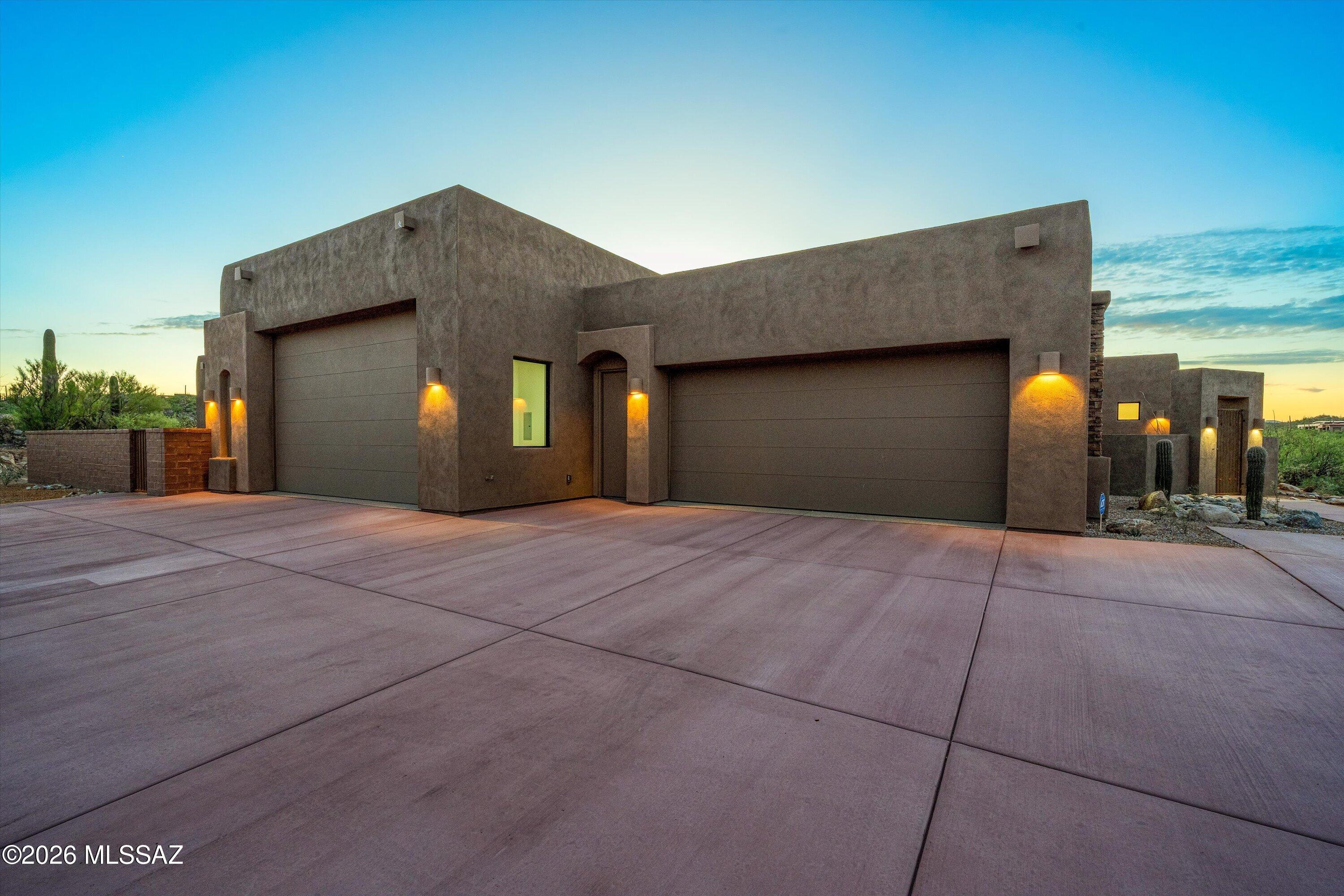 Honey Bee Ridge(The Estates At) - Residential