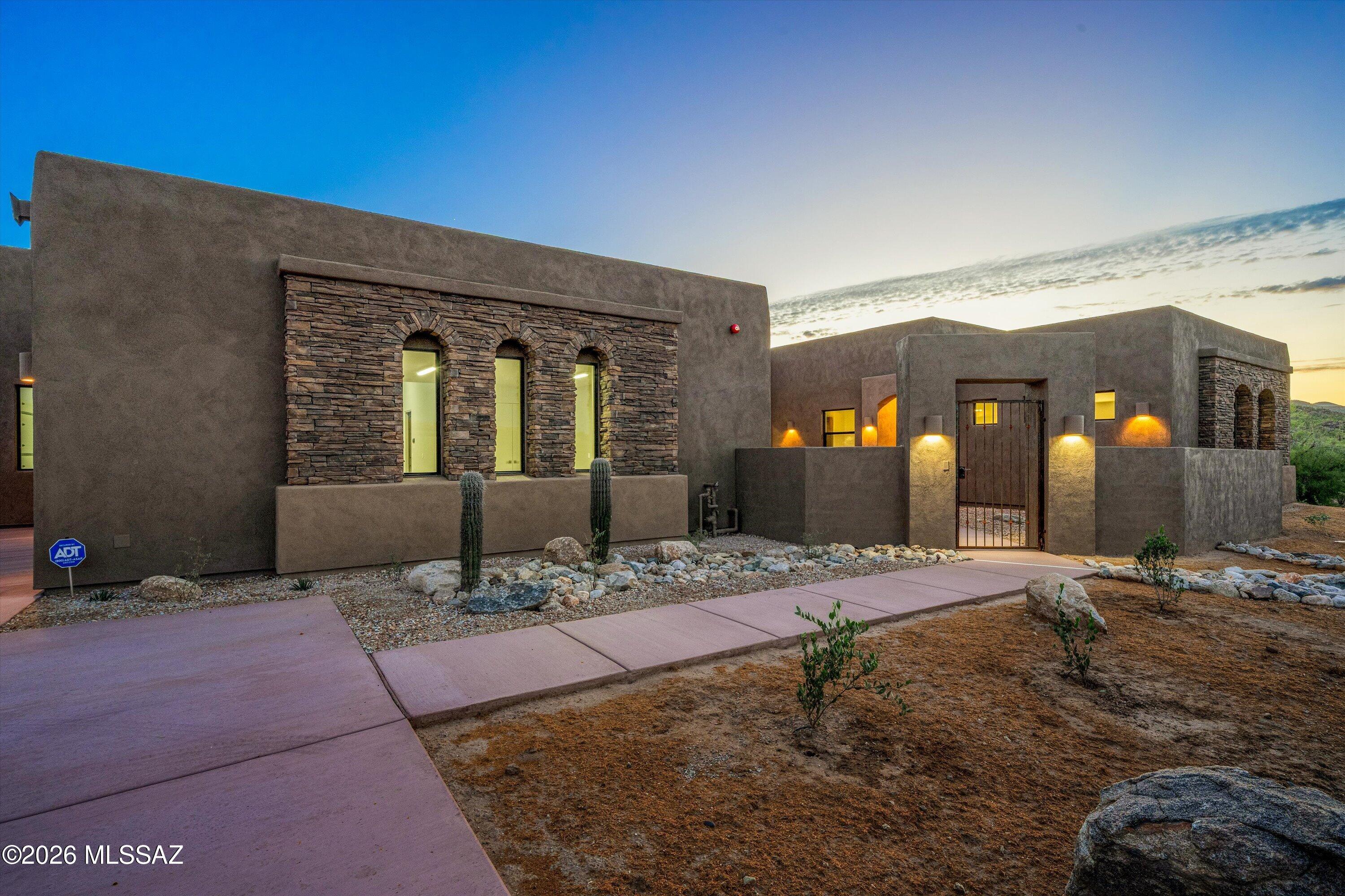 Honey Bee Ridge(The Estates At) - Residential