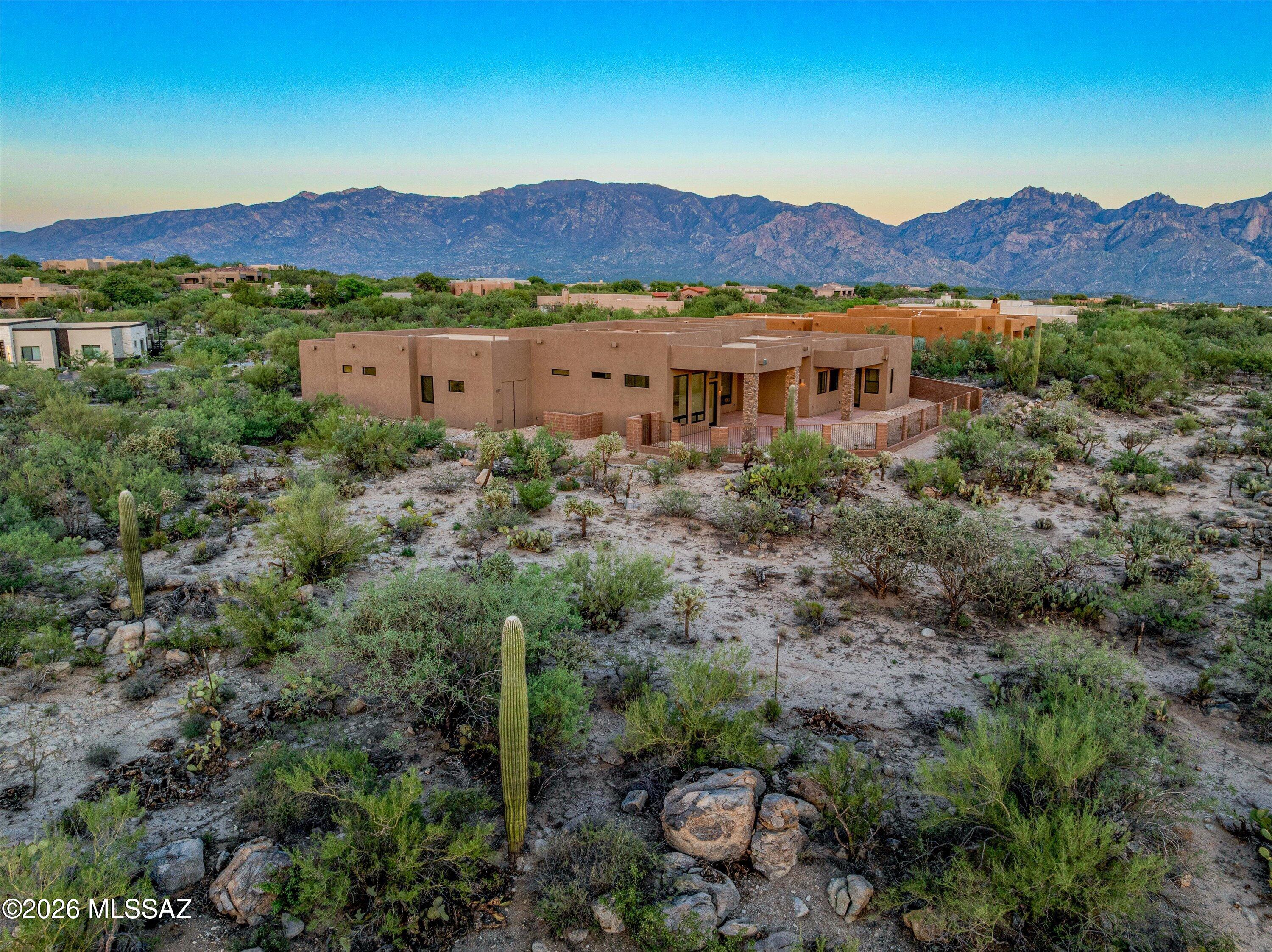Honey Bee Ridge(The Estates At) - Residential