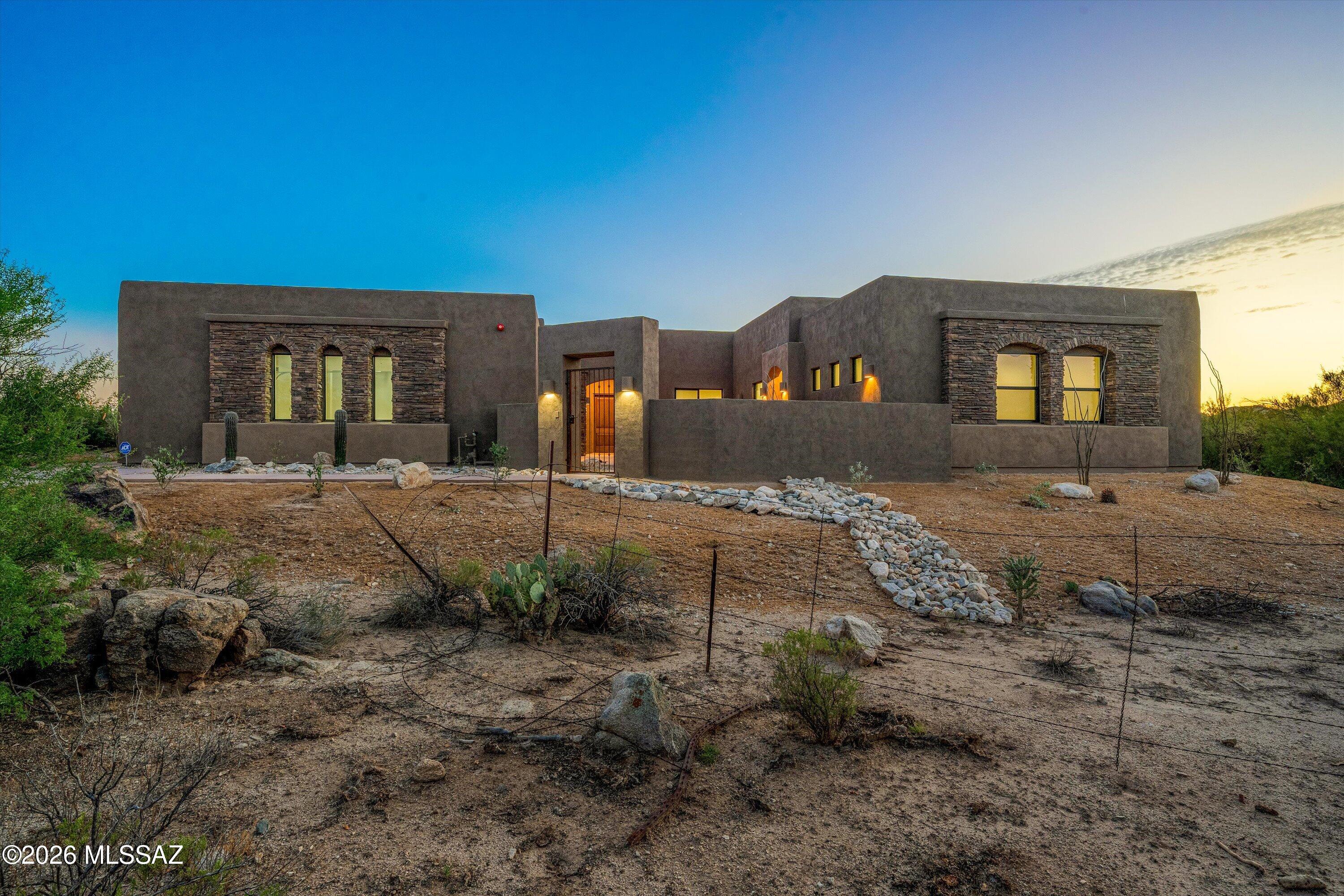 Honey Bee Ridge(The Estates At) - Residential