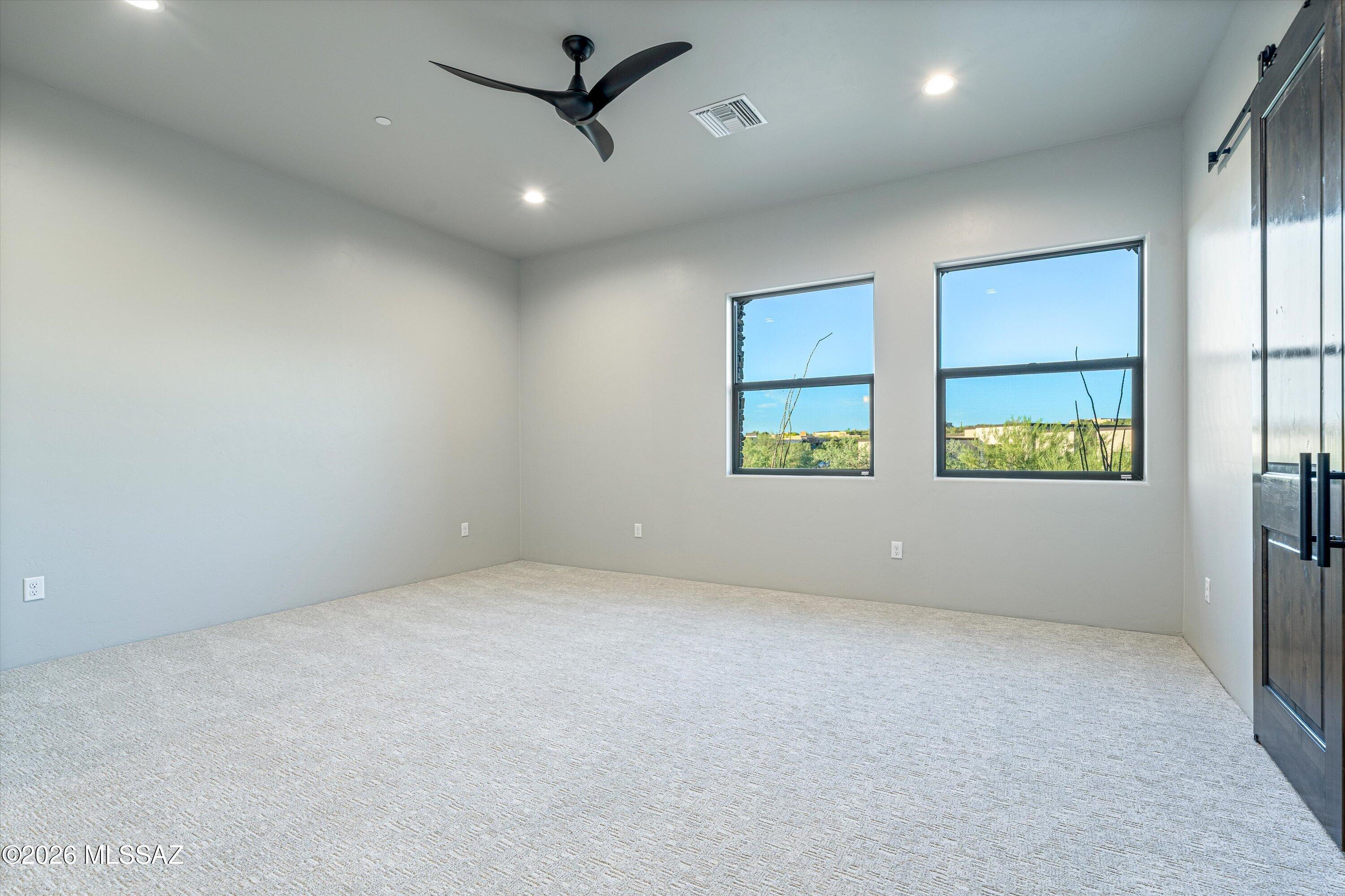 Honey Bee Ridge(The Estates At) - Residential