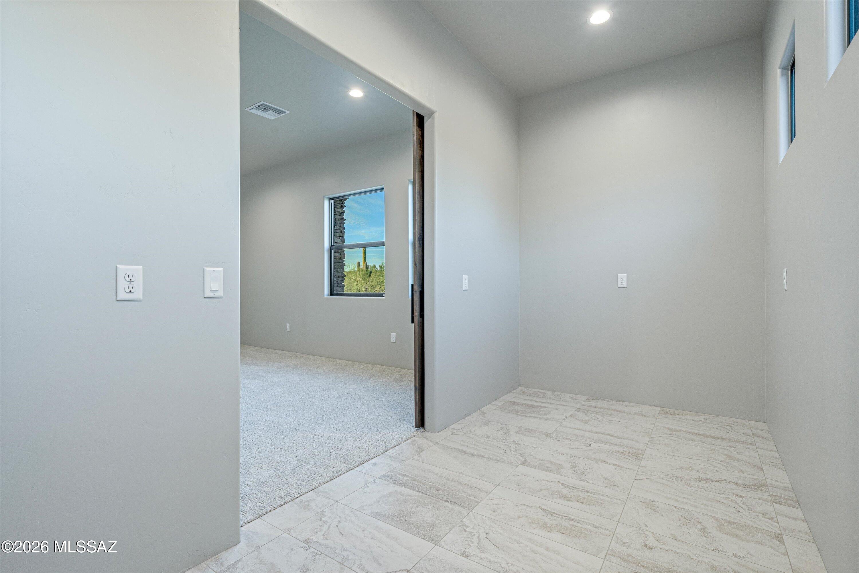 Honey Bee Ridge(The Estates At) - Residential