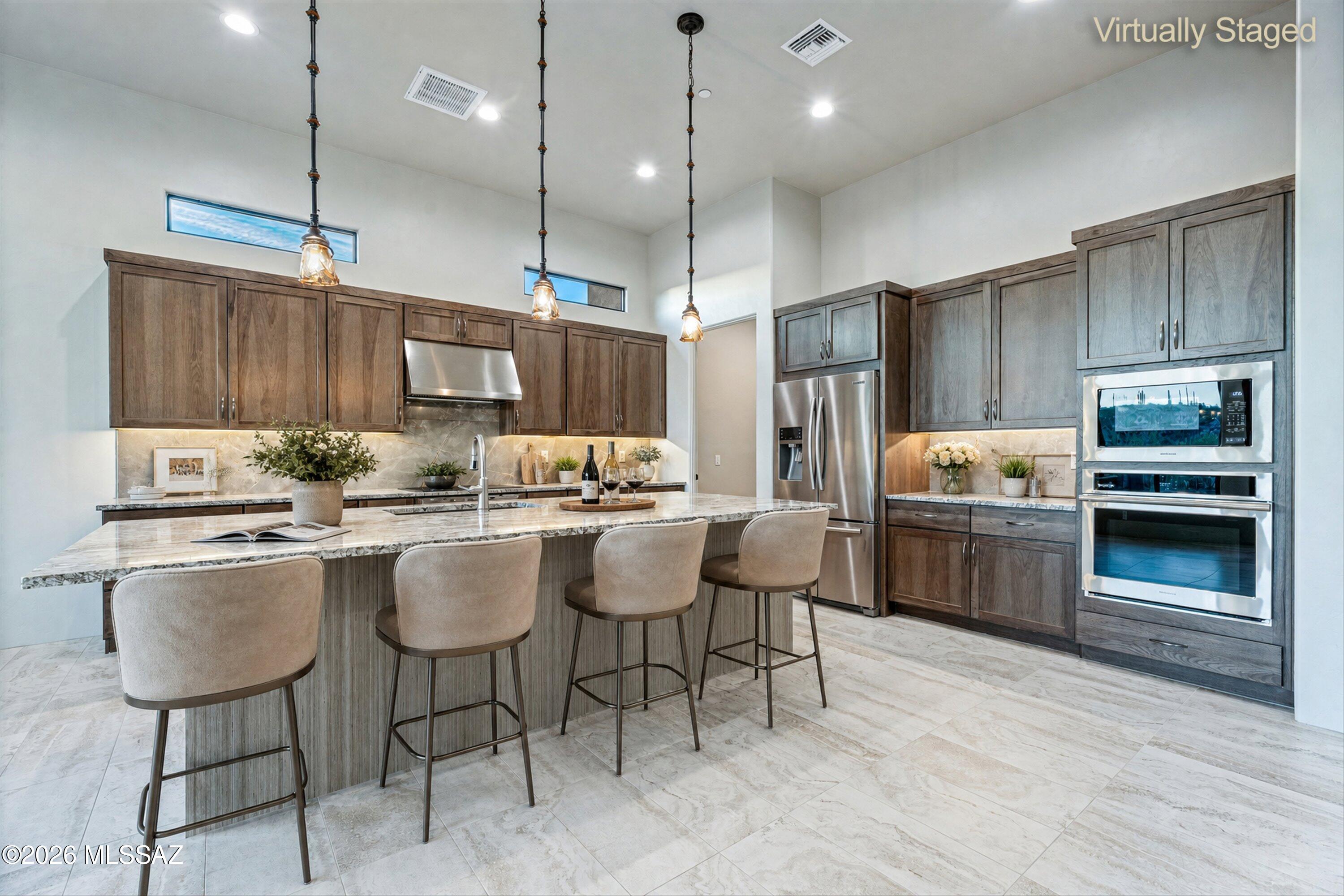Honey Bee Ridge(The Estates At) - Residential