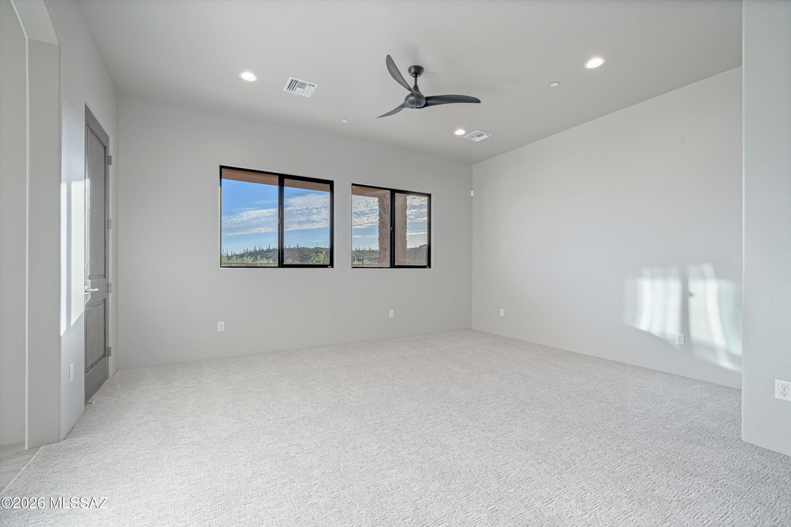 Honey Bee Ridge(The Estates At) - Residential