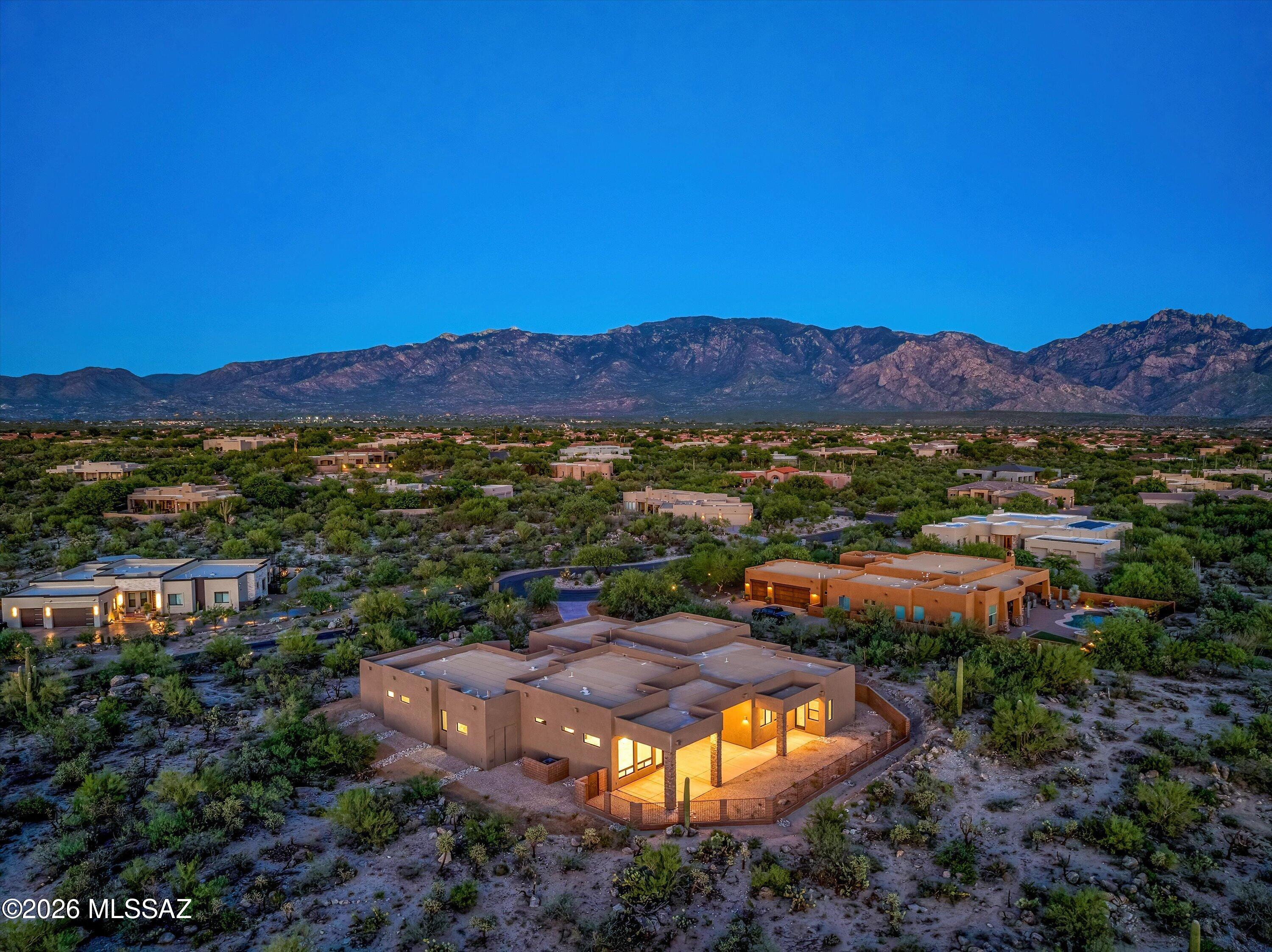 Honey Bee Ridge(The Estates At) - Residential