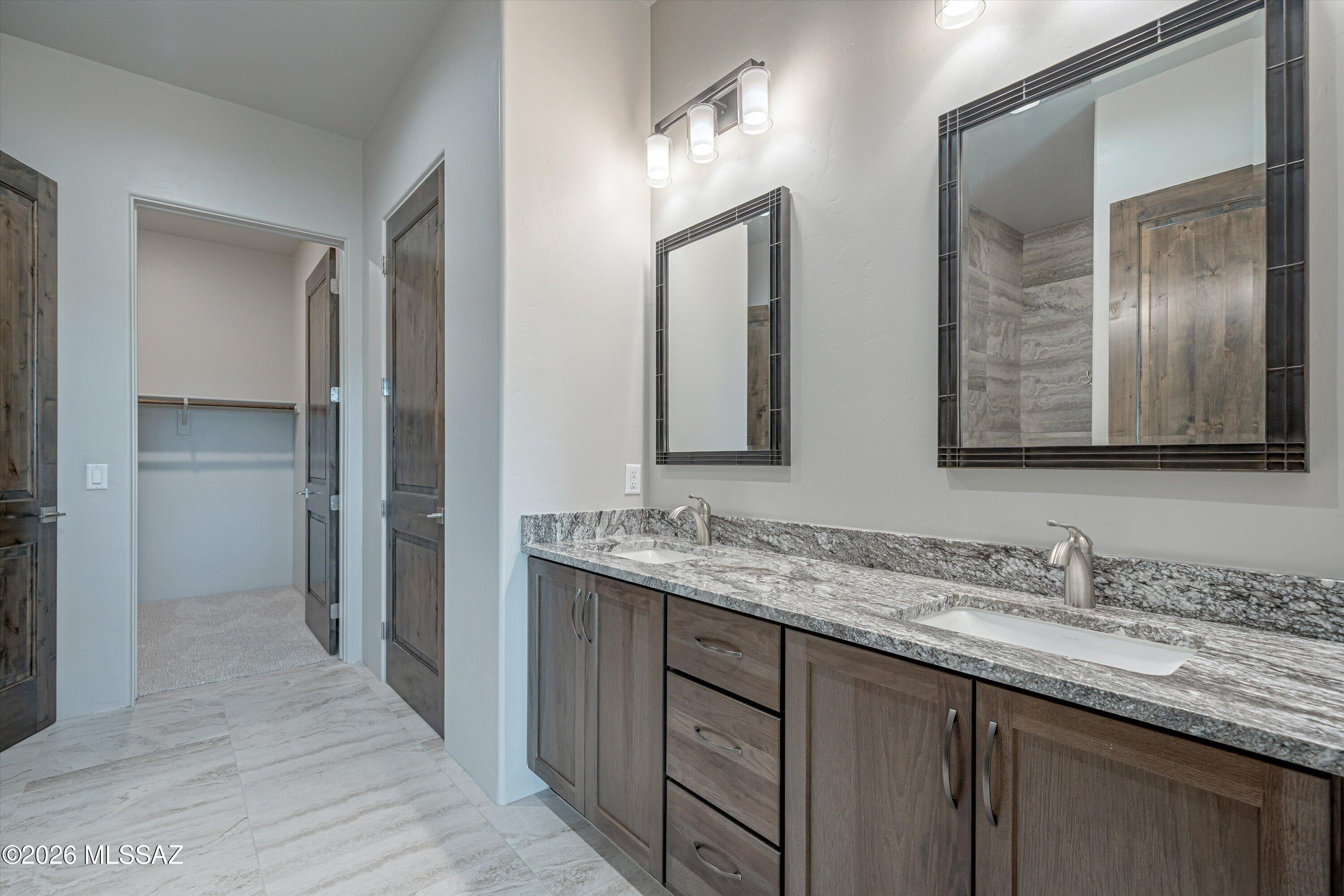 Honey Bee Ridge(The Estates At) - Residential