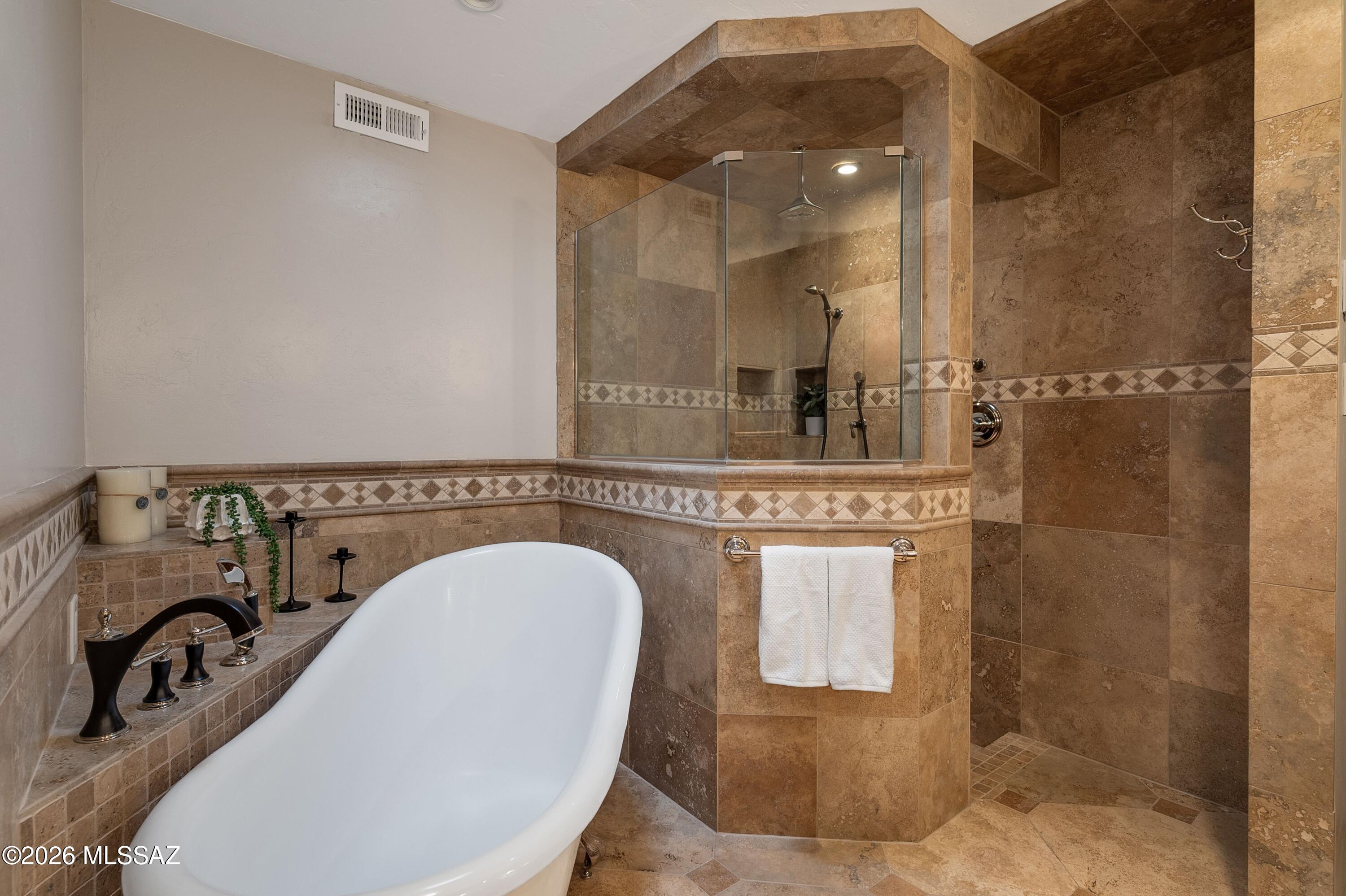Casas De Oro(1-2) - Residential