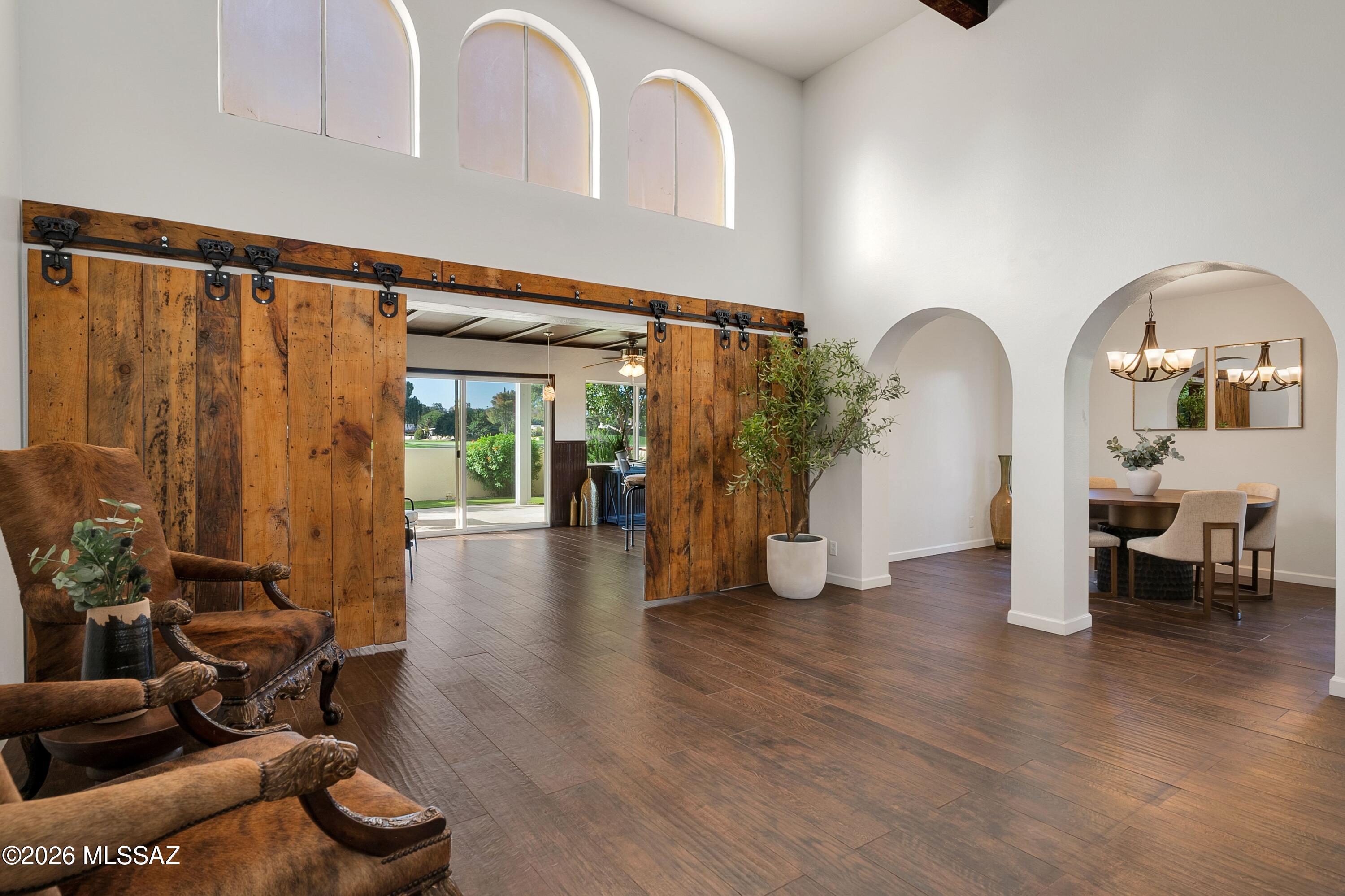Casas De Oro(1-2) - Residential