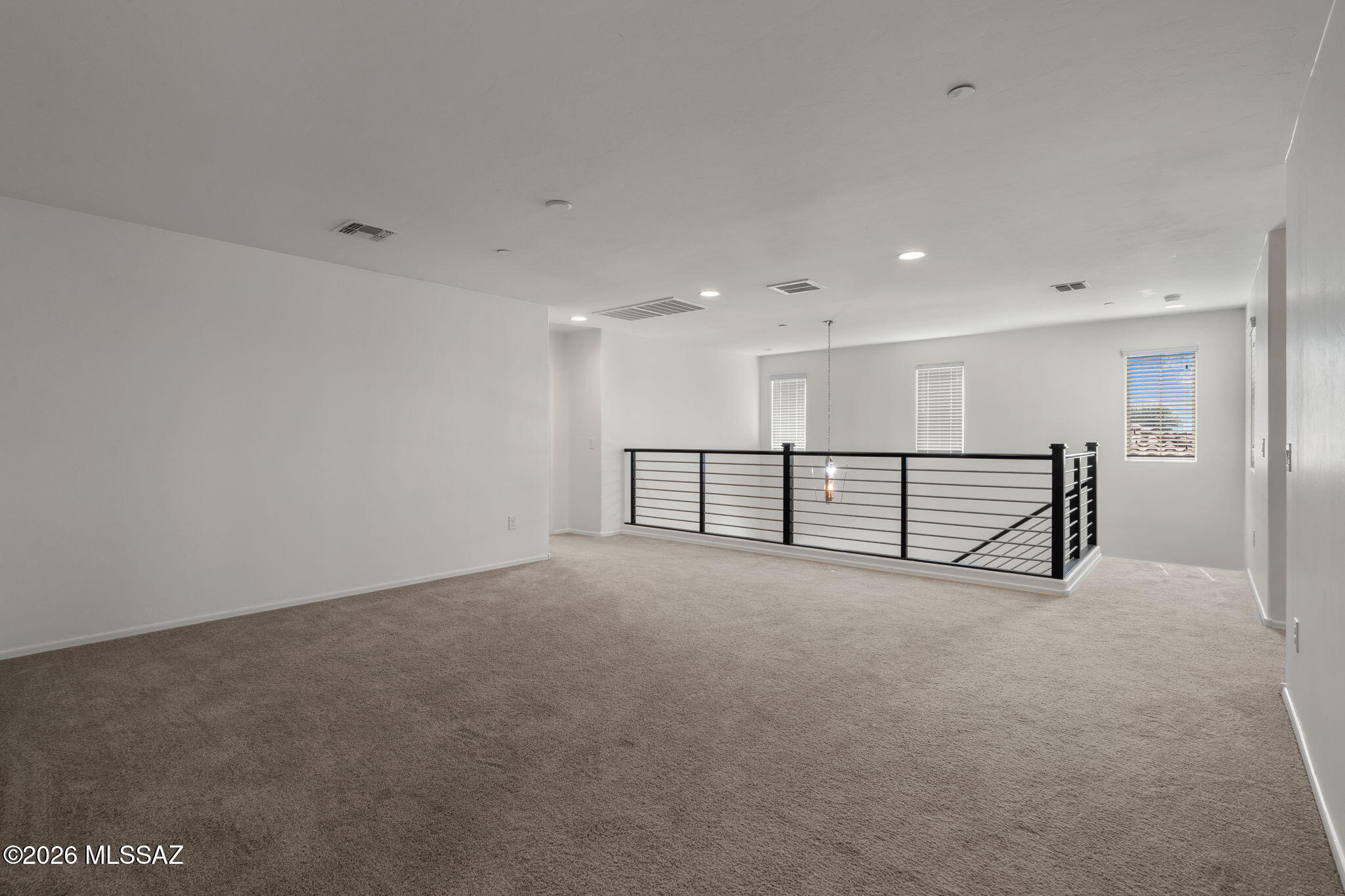 Linda Vista Heights SQ20161440591 - Residential Lease