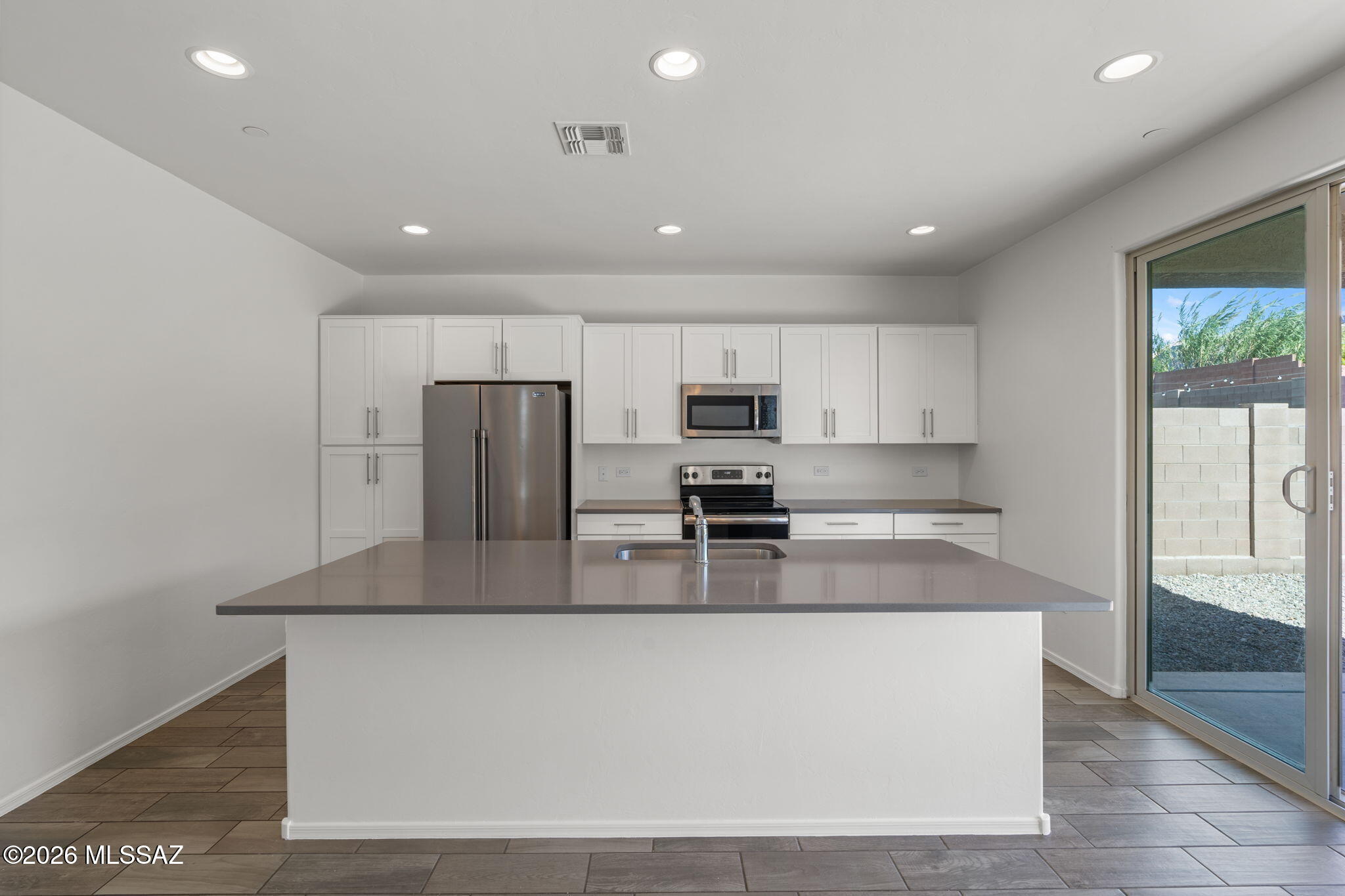 Linda Vista Heights SQ20161440591 - Residential Lease