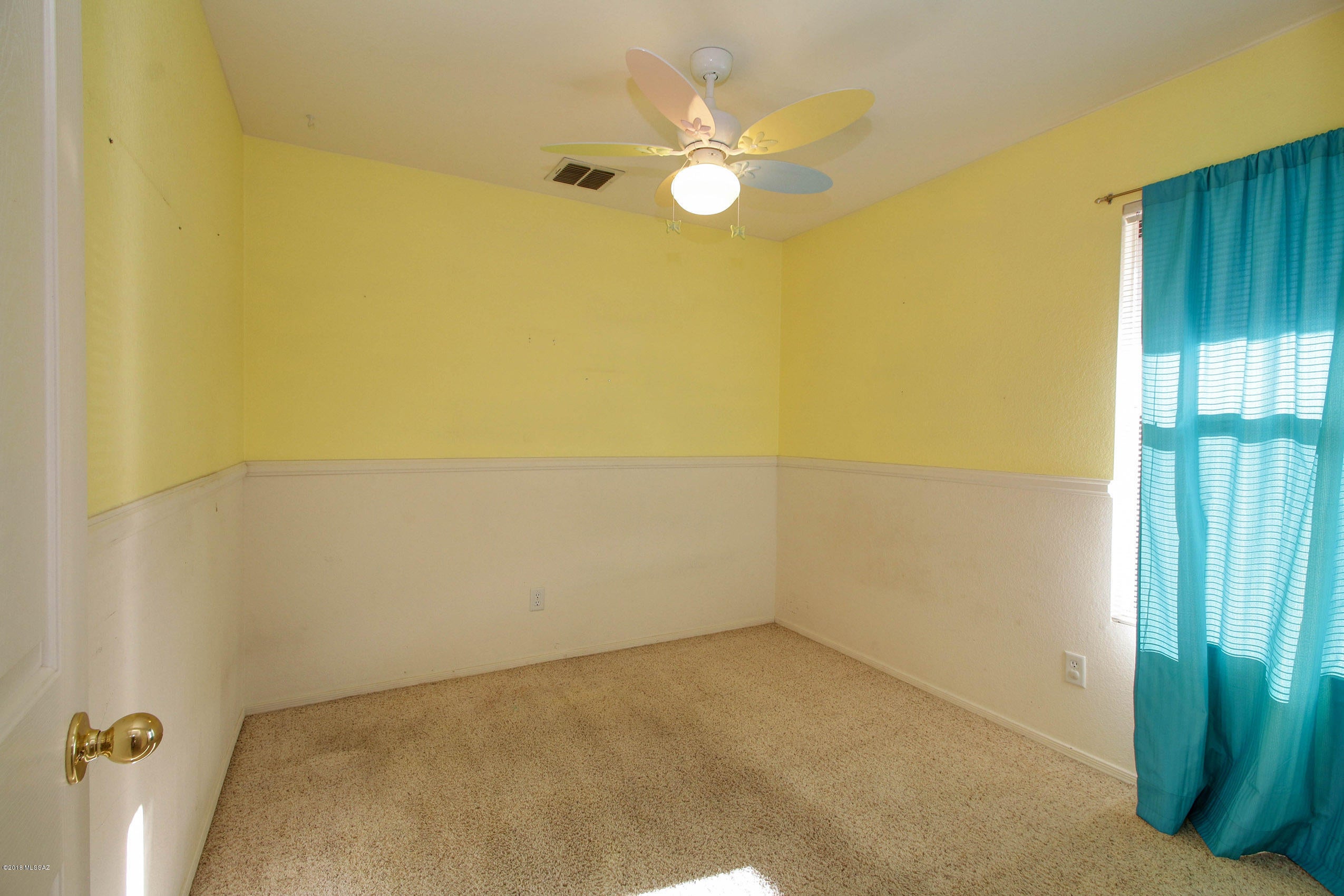 Tierra Vista Phase I (99-285,299-309,372-383) - Residential Lease